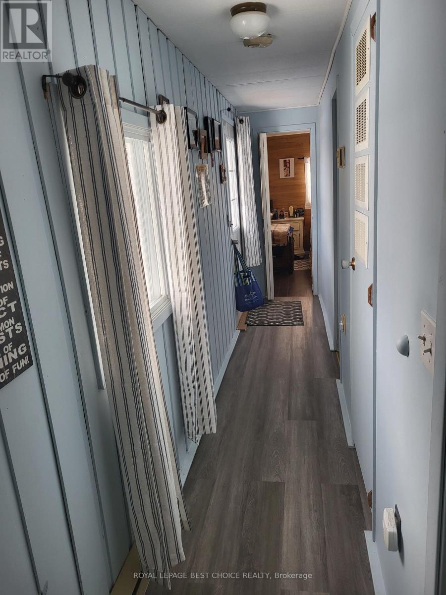 24 Goward Avenue W, Temagami, Ontario  P0H 2H0 - Photo 10 - X12972002