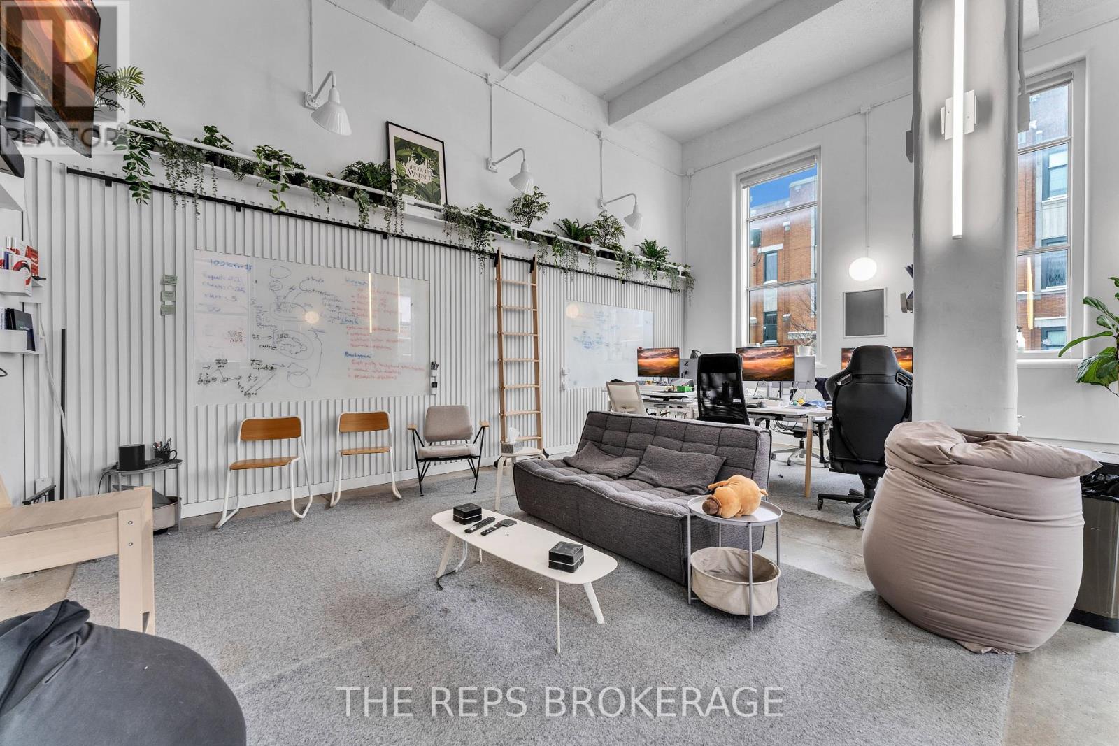 43-45 Eccles Street W, Ottawa, Ontario  K1R 6S3 - Photo 4 - X12971954