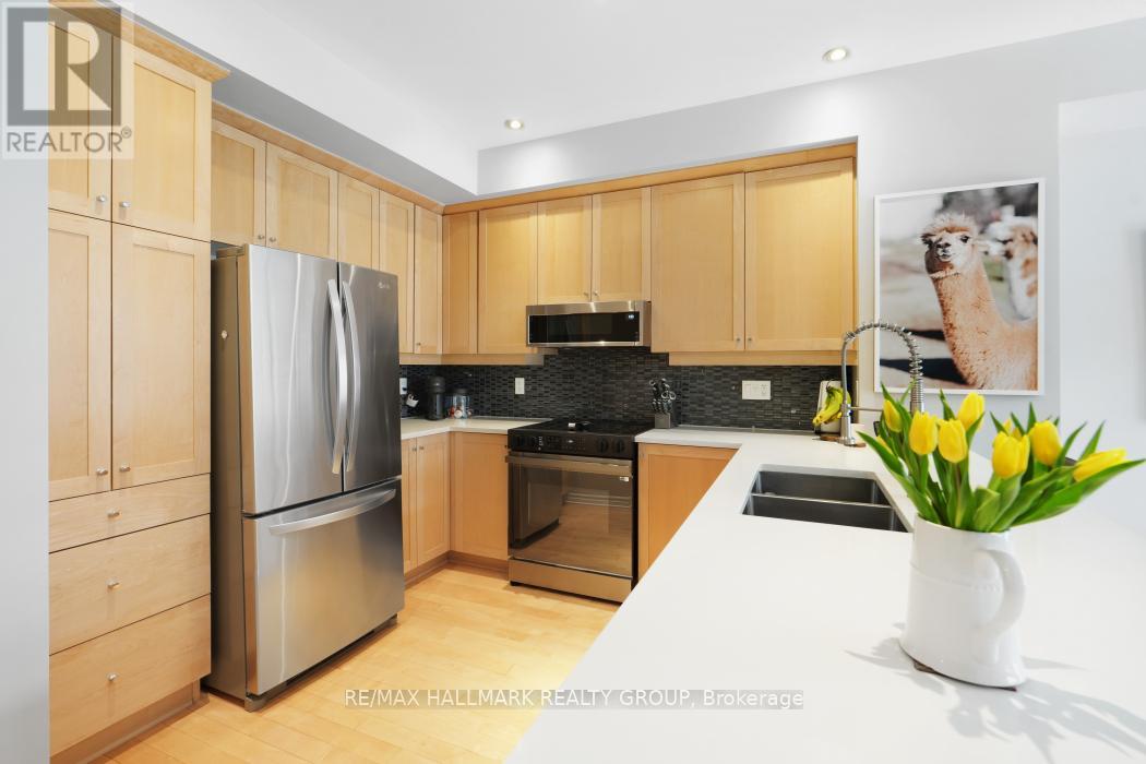 125 Watchhorn Grove, Ottawa, Ontario  K1V 2N3 - Photo 12 - X12971958