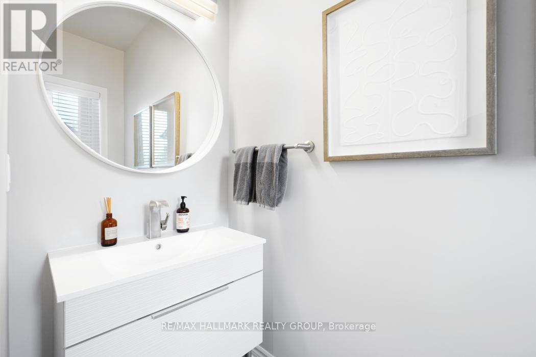 125 Watchhorn Grove, Ottawa, Ontario  K1V 2N3 - Photo 20 - X12971958