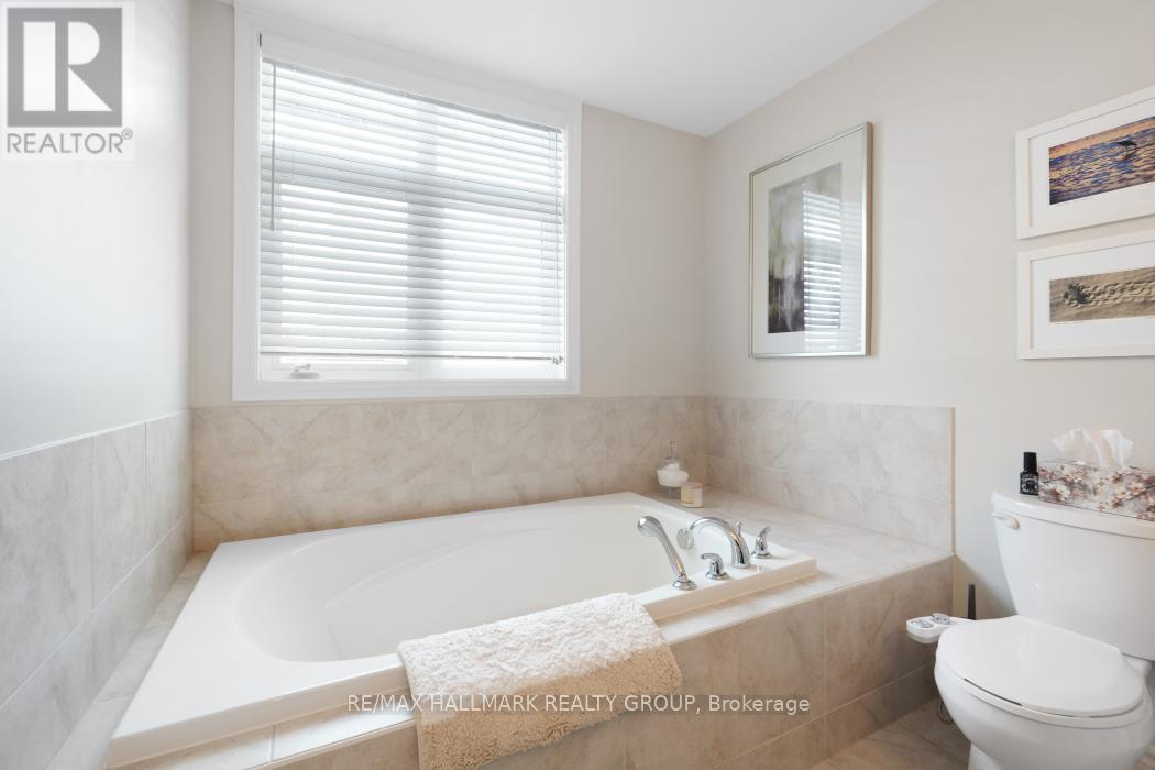 125 Watchhorn Grove, Ottawa, Ontario  K1V 2N3 - Photo 26 - X12971958