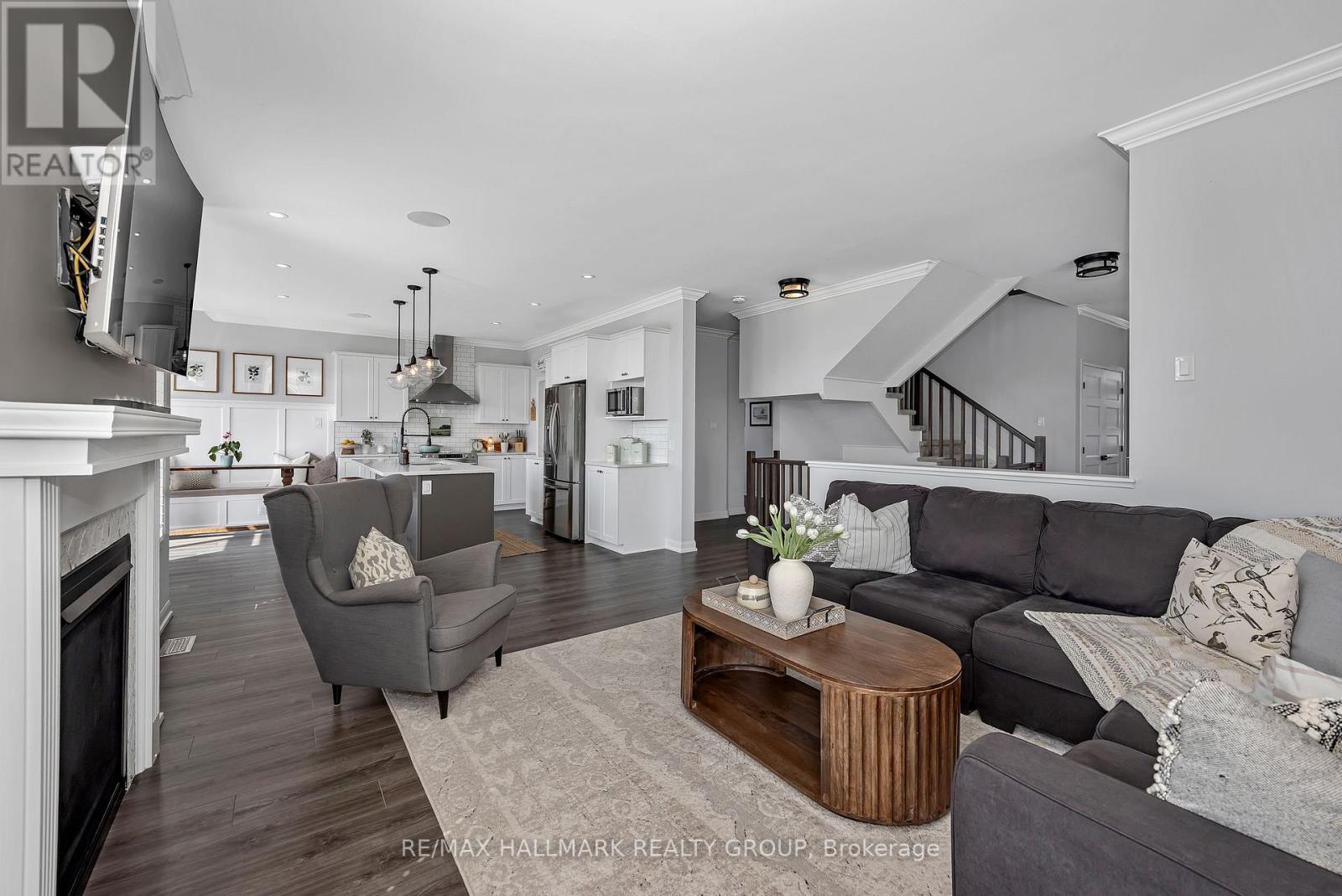 1025 Diamond Street, Clarence-Rockland, Ontario  K4K 1P6 - Photo 12 - X12972106