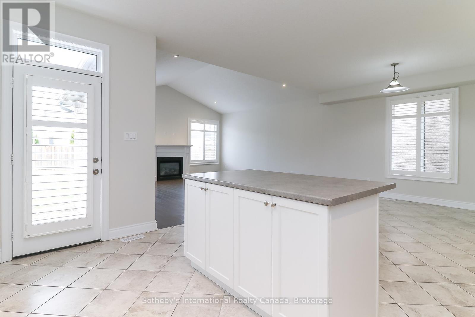 75 Garbutt Crescent, Collingwood, Ontario L9Y 0H7 - Photo 19 - S12972140