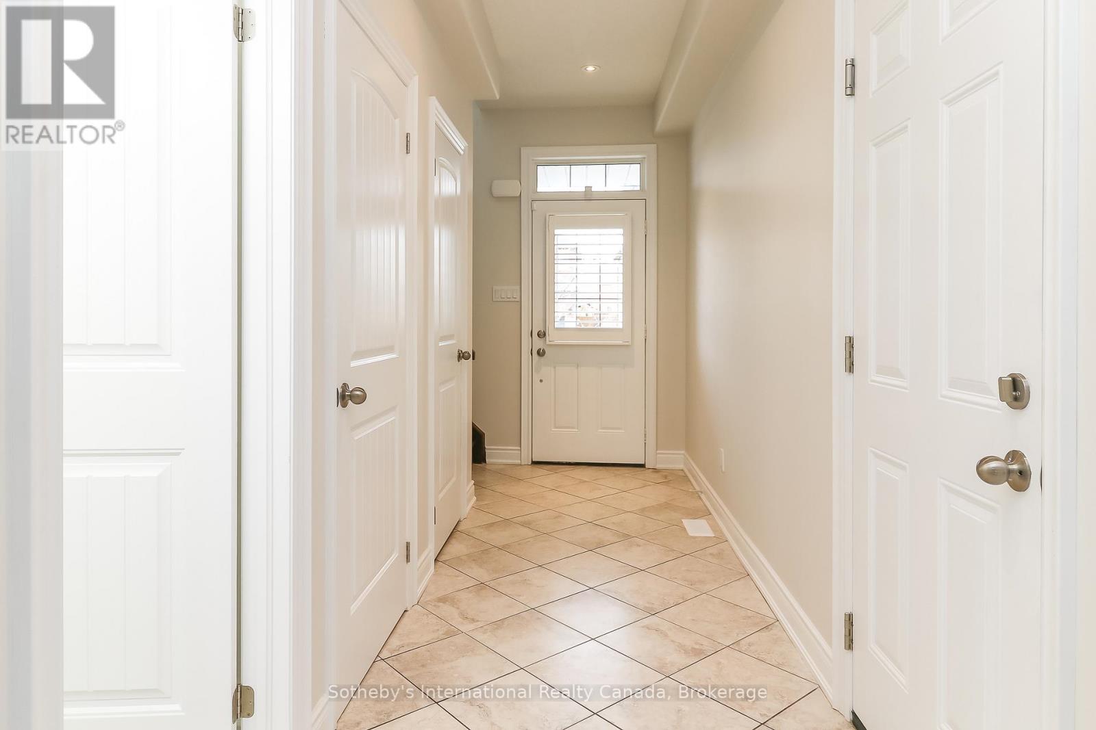 75 Garbutt Crescent, Collingwood, Ontario L9Y 0H7 - Photo 4 - S12972140