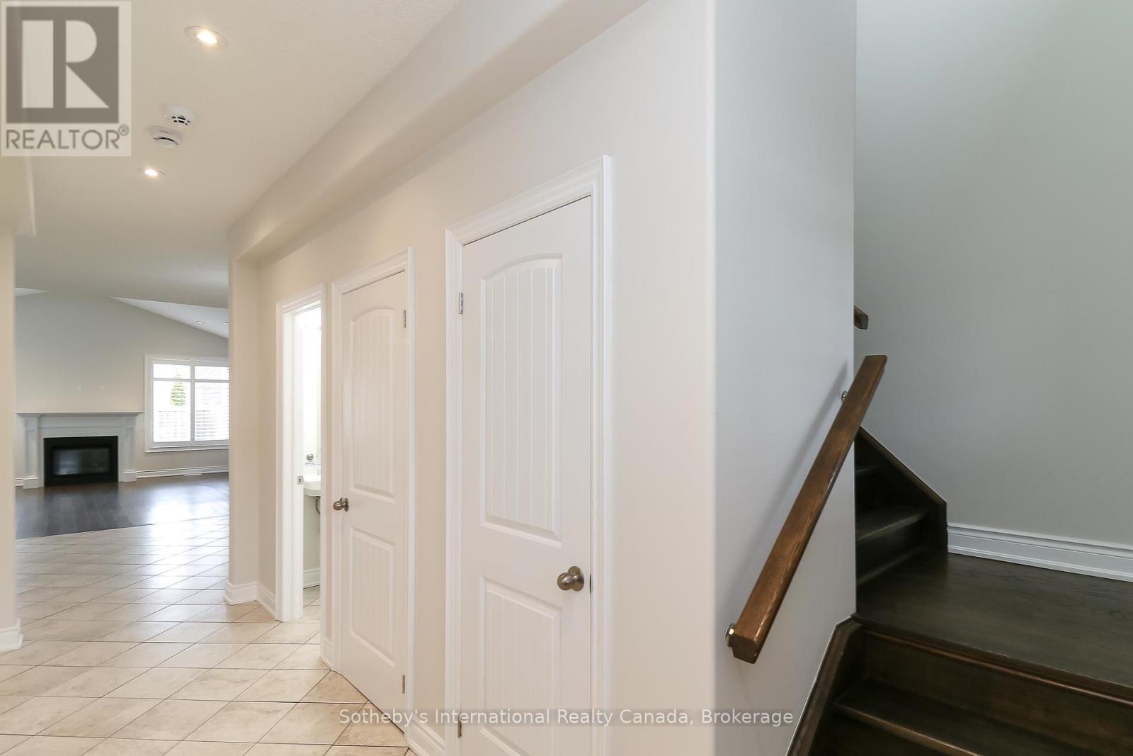 75 Garbutt Crescent, Collingwood, Ontario L9Y 0H7 - Photo 6 - S12972140