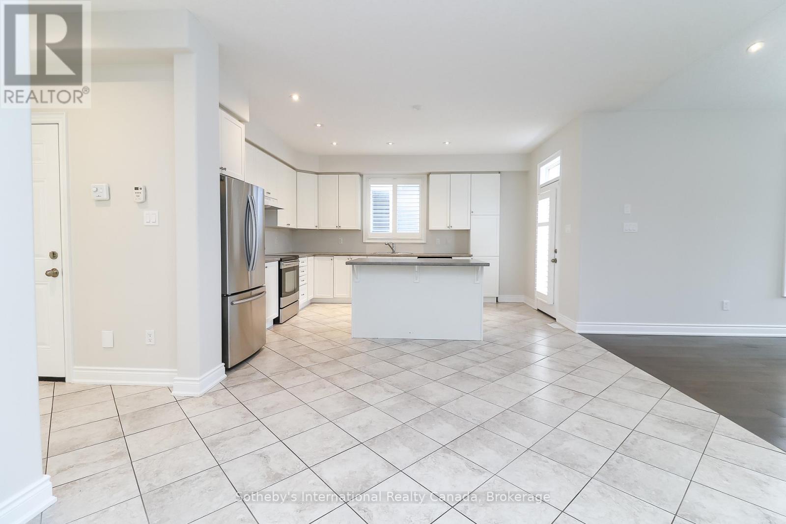 75 Garbutt Crescent, Collingwood, Ontario L9Y 0H7 - Photo 8 - S12972140