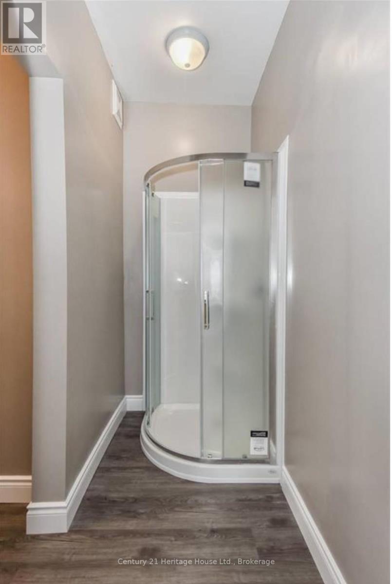 153 St Andrews Street, Cambridge, Ontario  N1S 1N2 - Photo 21 - X12971950