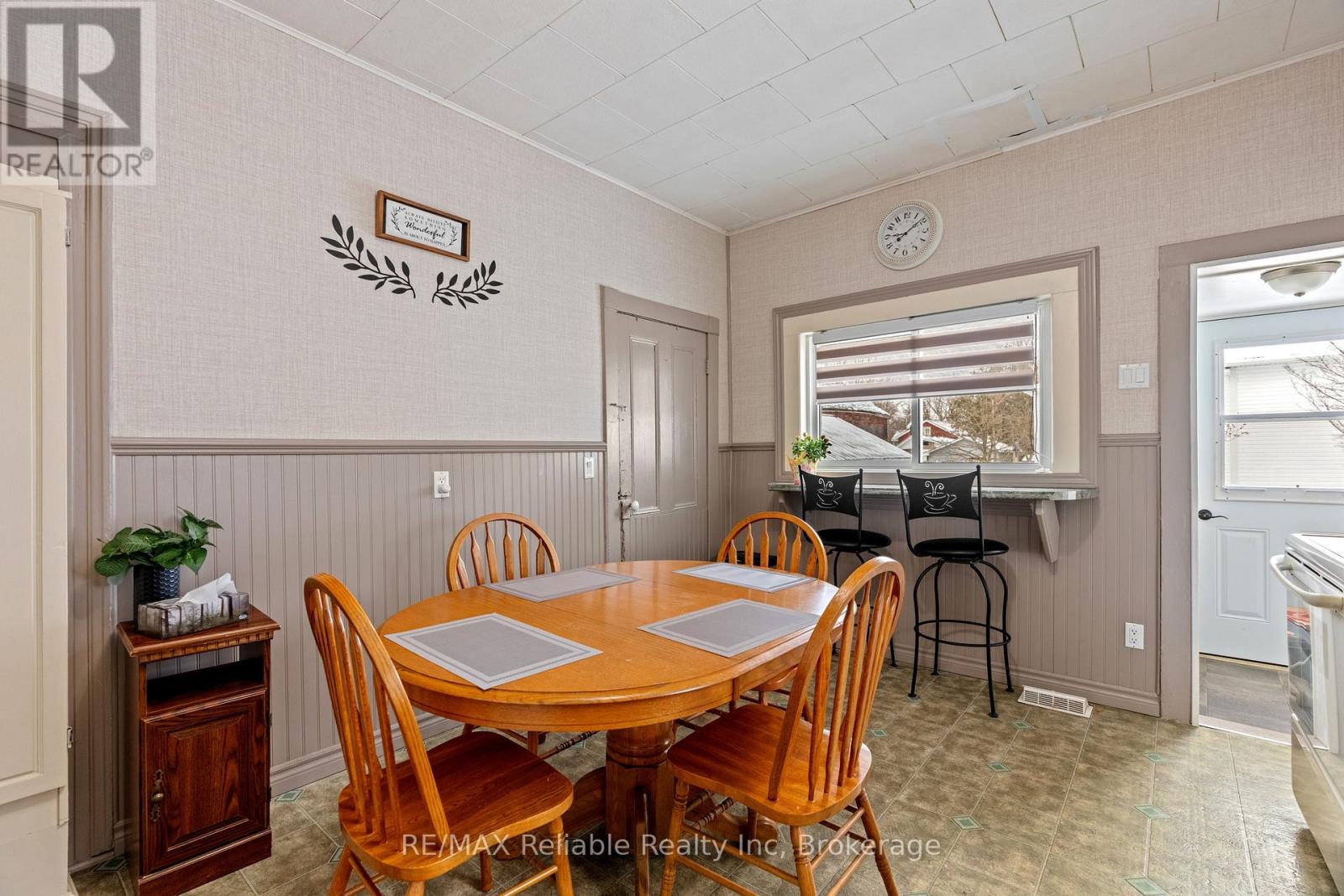 25 Jarvis Street N, Huron East (Seaforth), Ontario  N0K 1W0 - Photo 15 - X12972000