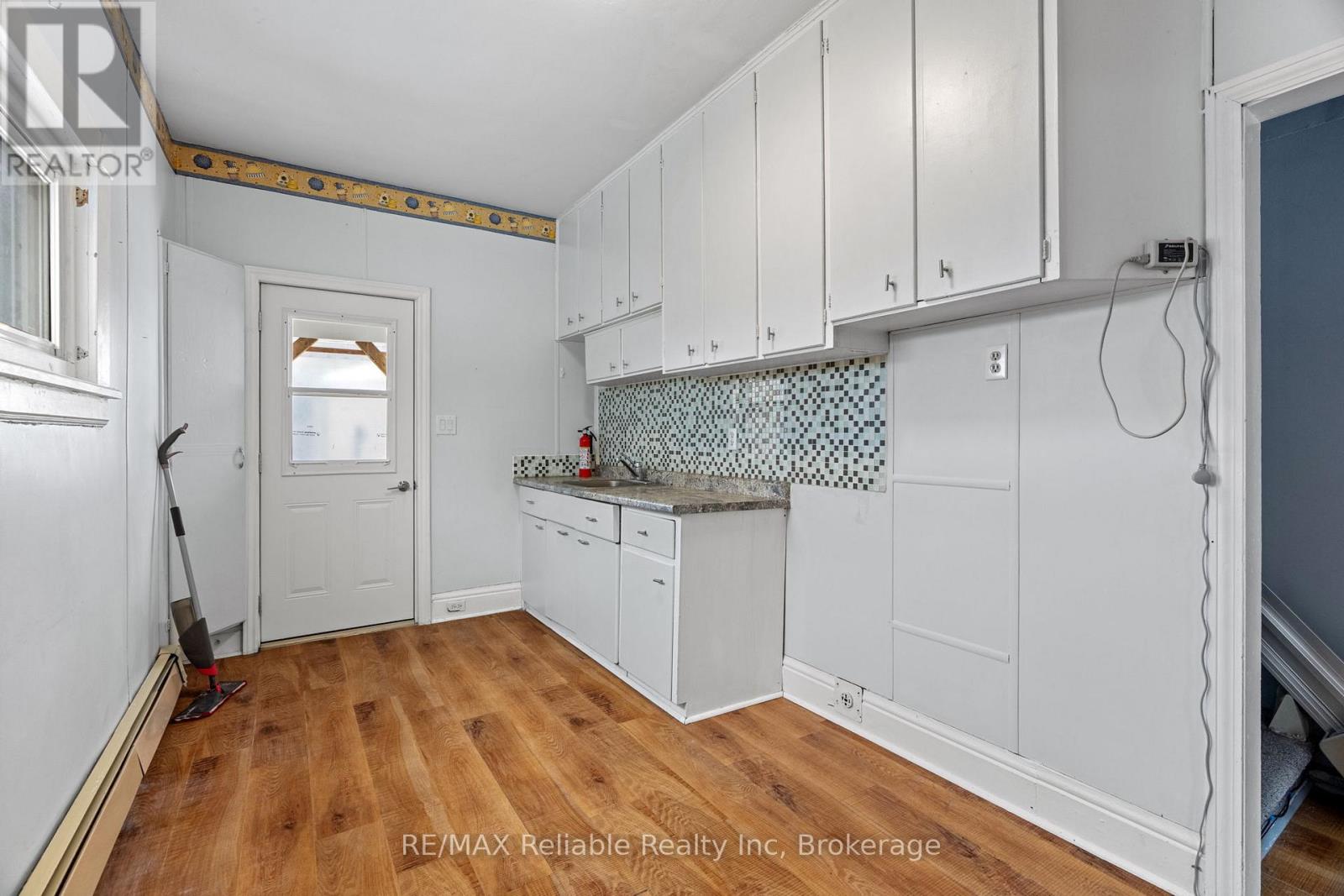 25 Jarvis Street N, Huron East (Seaforth), Ontario  N0K 1W0 - Photo 34 - X12972000