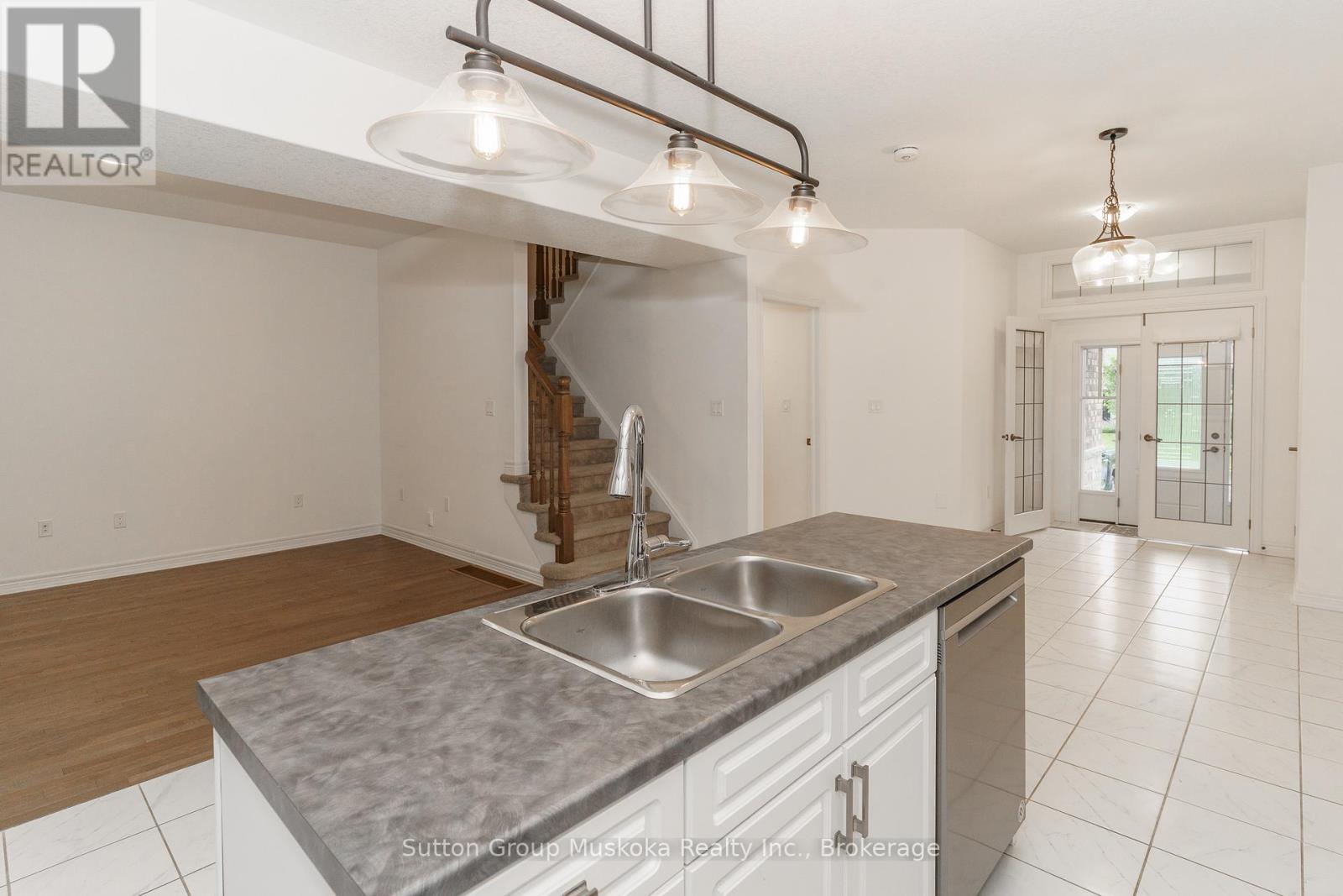 14 Braeside Crescent, Huntsville, Ontario  P1H 0H6 - Photo 13 - X12972048