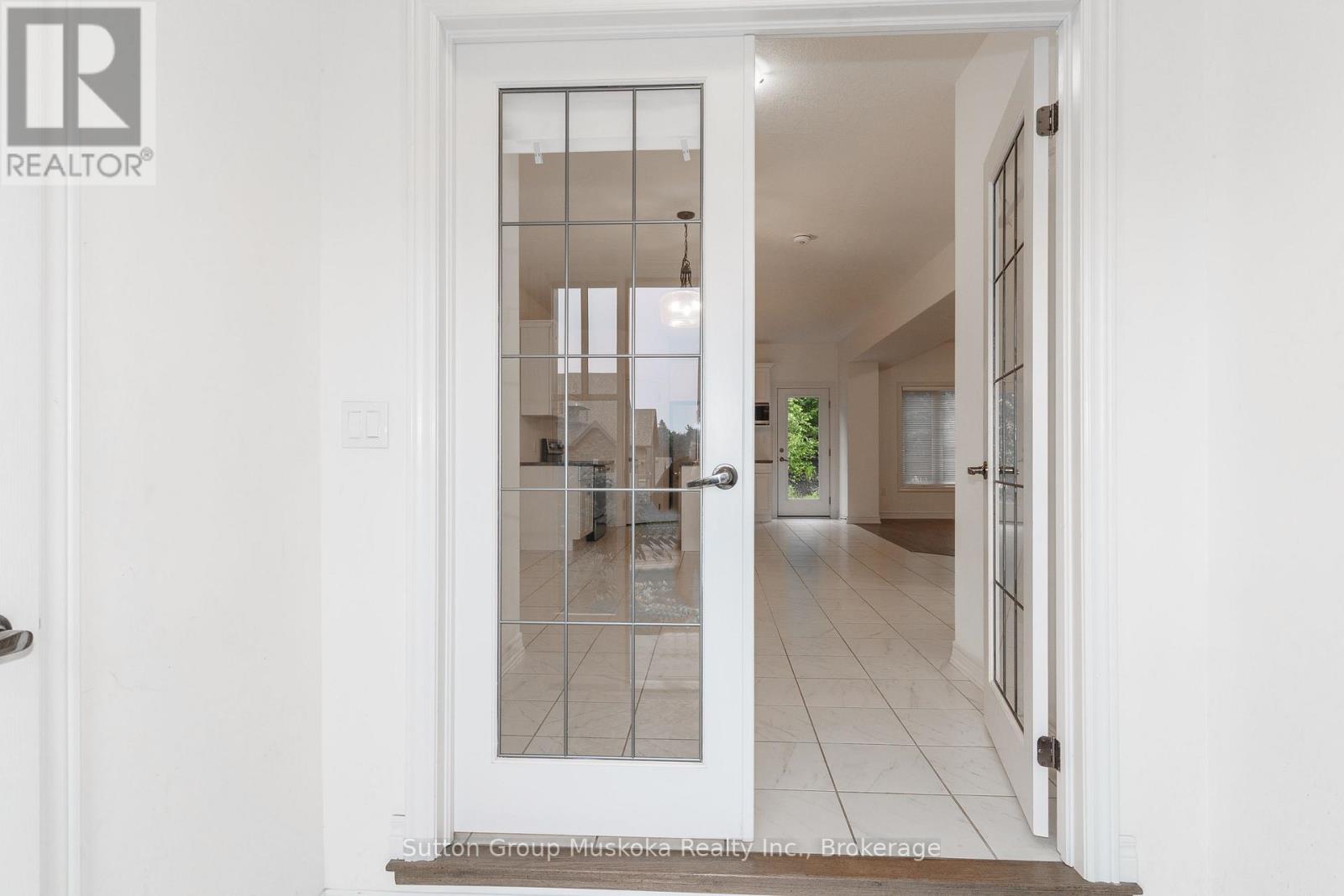 14 Braeside Crescent, Huntsville, Ontario  P1H 0H6 - Photo 4 - X12972048