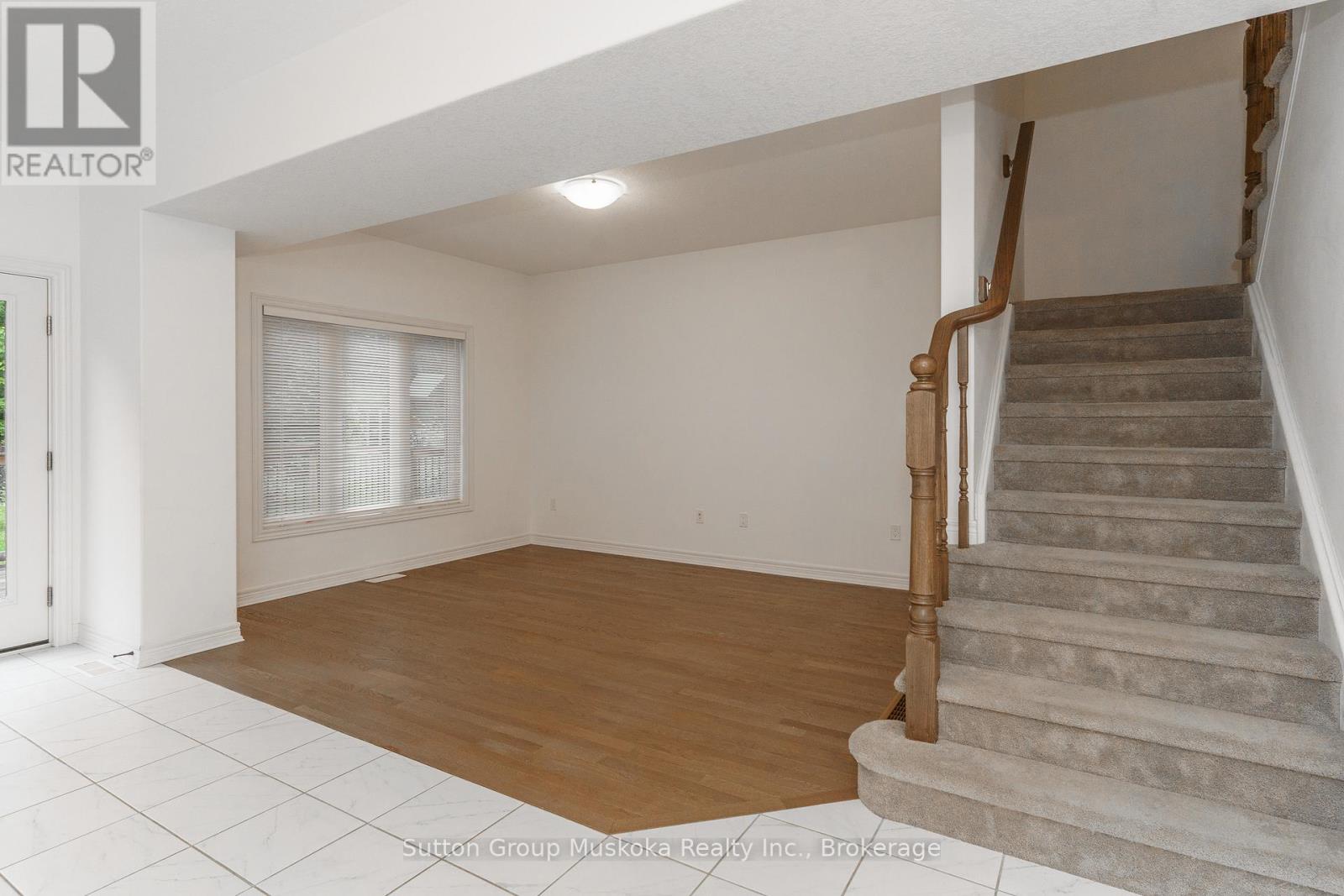 14 Braeside Crescent, Huntsville, Ontario  P1H 0H6 - Photo 8 - X12972048