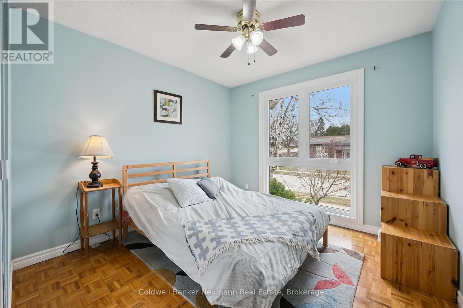 18 Gateway Drive, Guelph (Willow West/sugarbush/west Acres), Ontario  N1H 6W8 - Photo 16 - X12972162