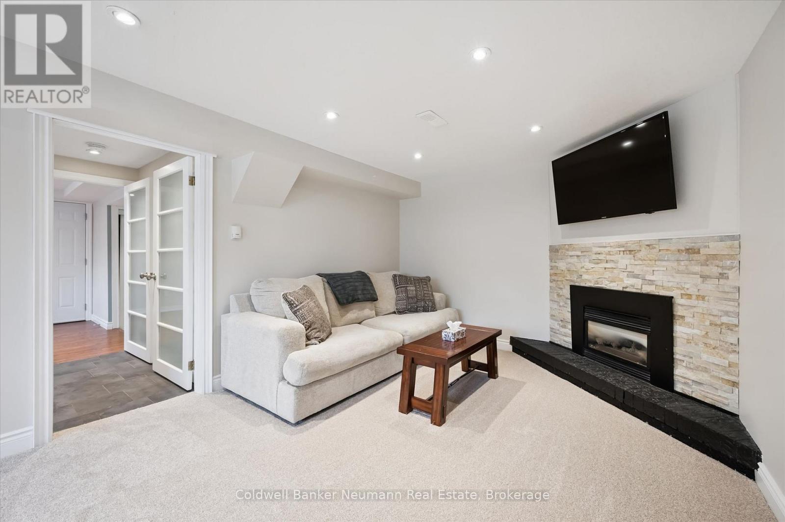 18 Gateway Drive, Guelph (Willow West/sugarbush/west Acres), Ontario  N1H 6W8 - Photo 19 - X12972162