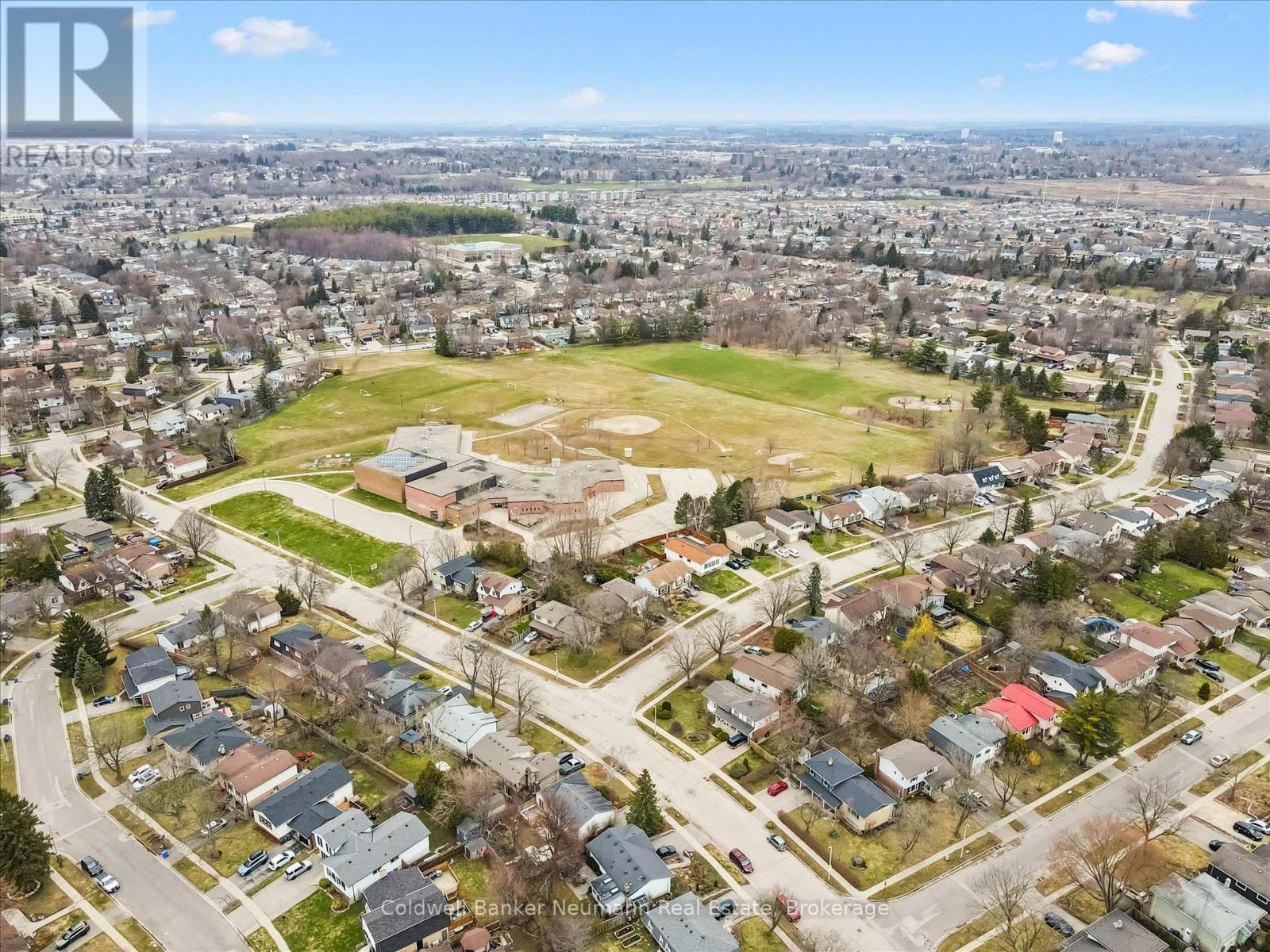 18 Gateway Drive, Guelph (Willow West/sugarbush/west Acres), Ontario  N1H 6W8 - Photo 37 - X12972162