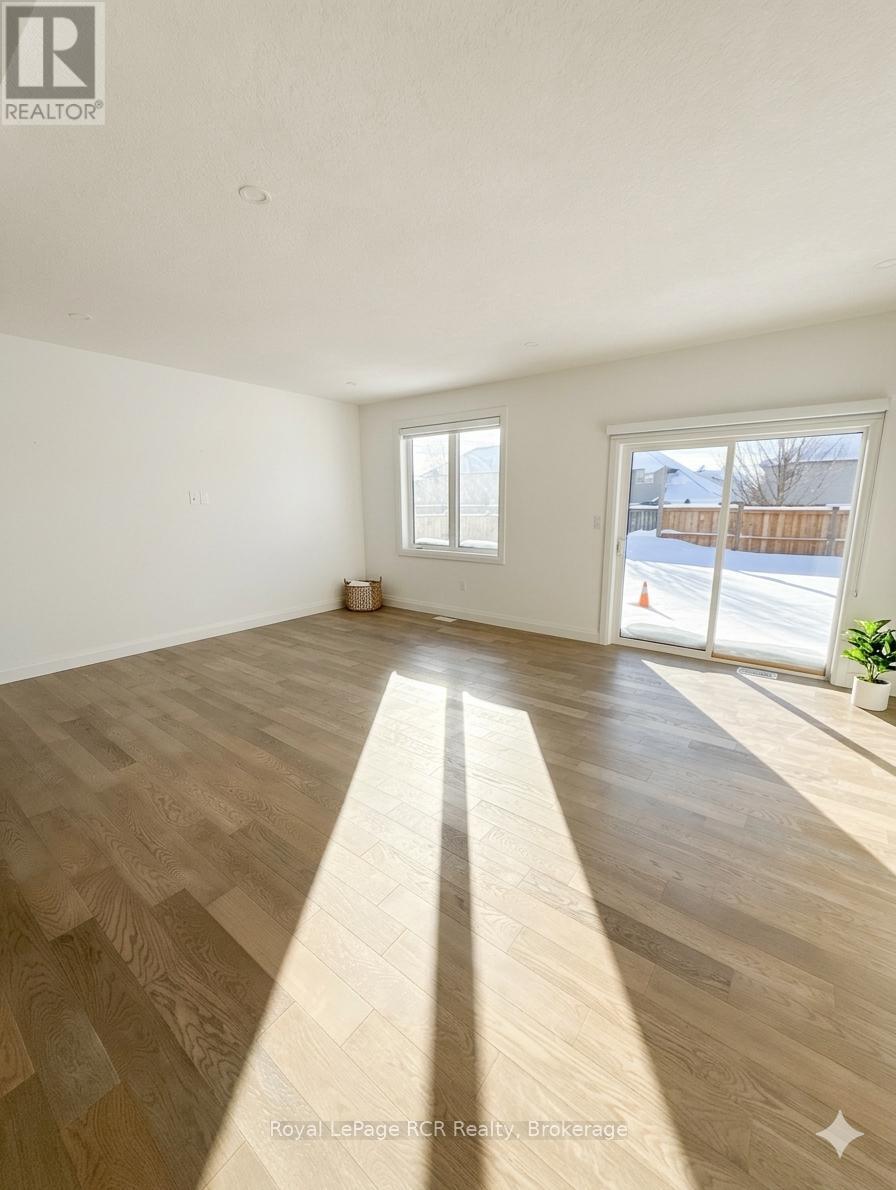 159 Walsh Street, Wellington North (Arthur), Ontario  N0G 1A0 - Photo 3 - X12972192