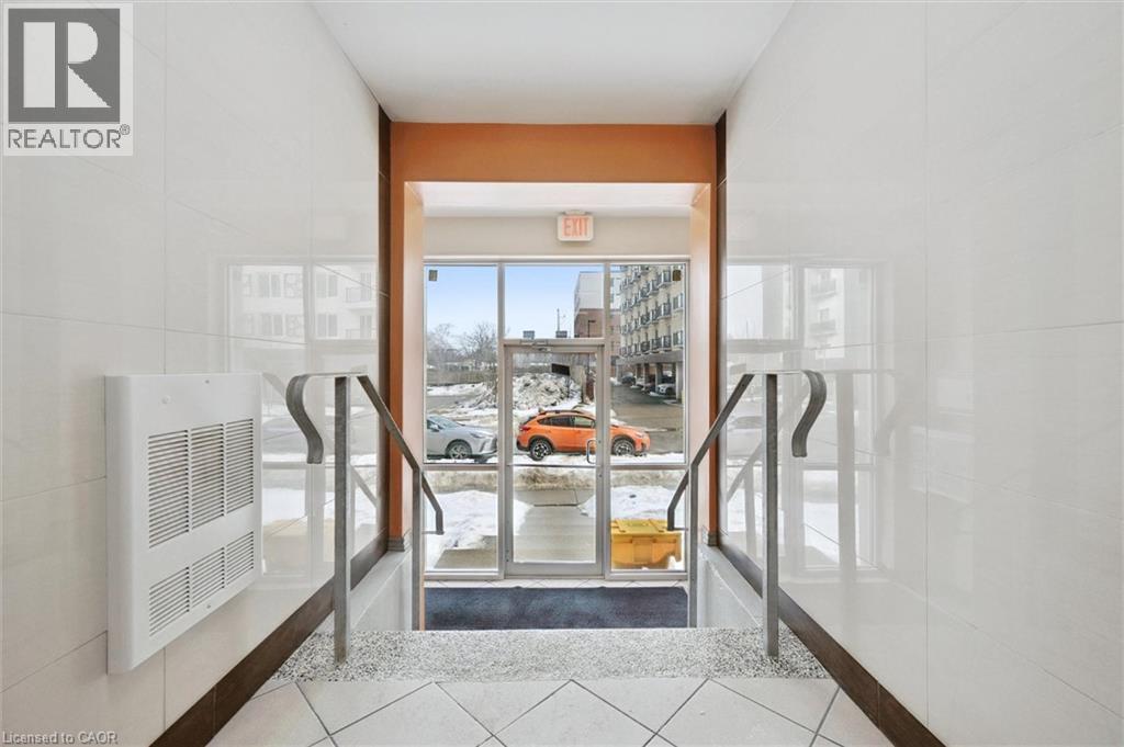 271 Lester Street Unit# 203, Waterloo, Ontario  N2L 3W6 - Photo 7 - 40805201