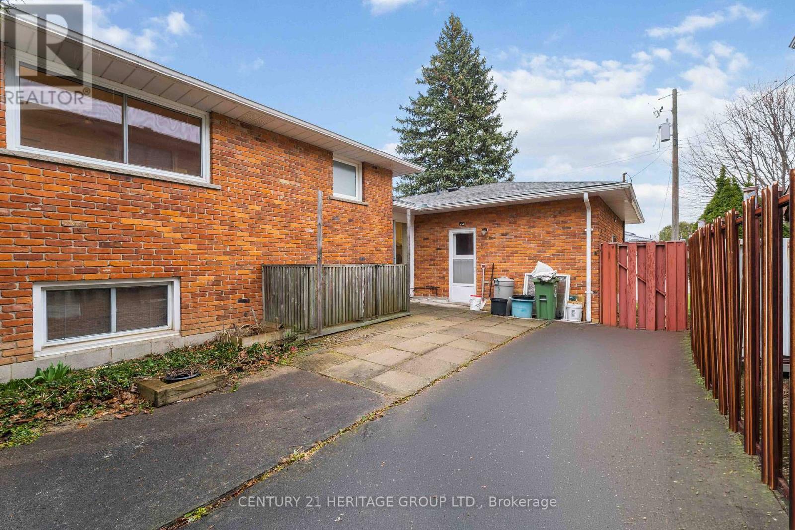 12 Roland Road, Hamilton, Ontario  L9B 1S6 - Photo 29 - X12971158