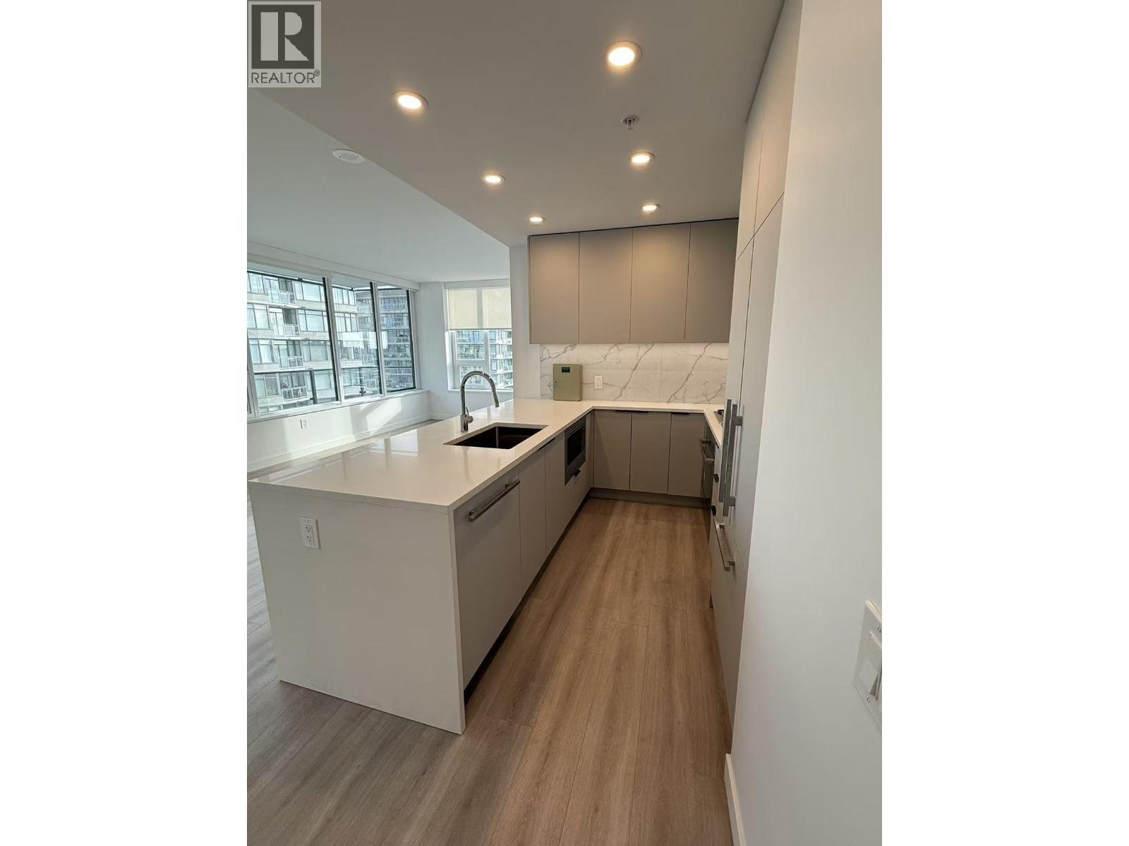 2804 823 Carnarvon Street, New Westminster, British Columbia  V7C 2C2 - Photo 5 - R3091297