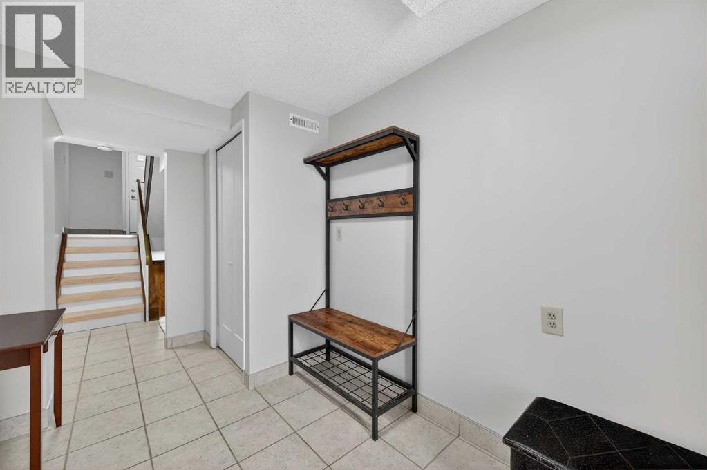 76, 5400 Dalhousie Drive NW, Calgary, Alberta  T3A 2B4 - Photo 5 - A2299874