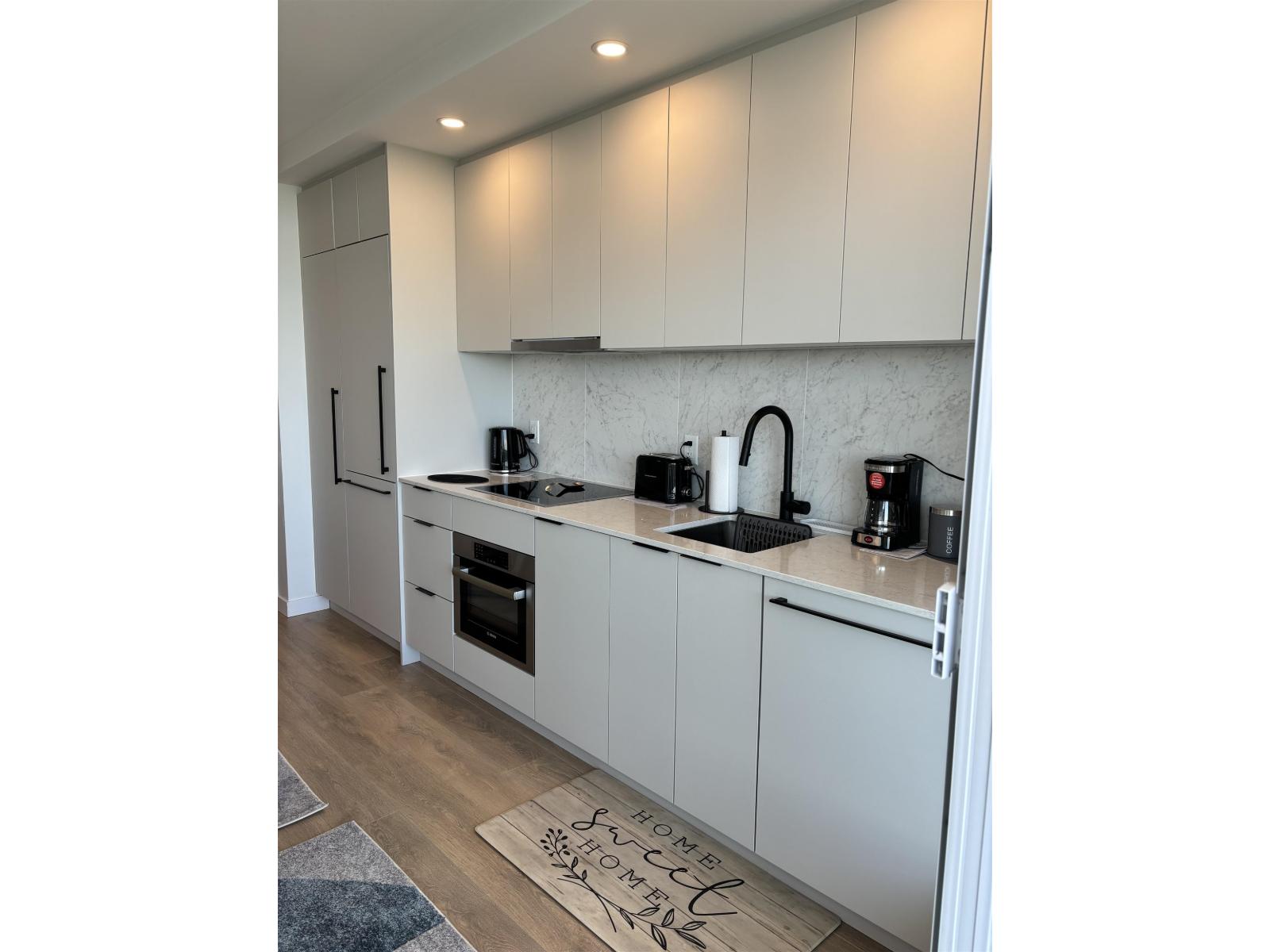 2403 13685 102 Avenue, Surrey, British Columbia V3T 1N7 - Photo 2 - R3108581