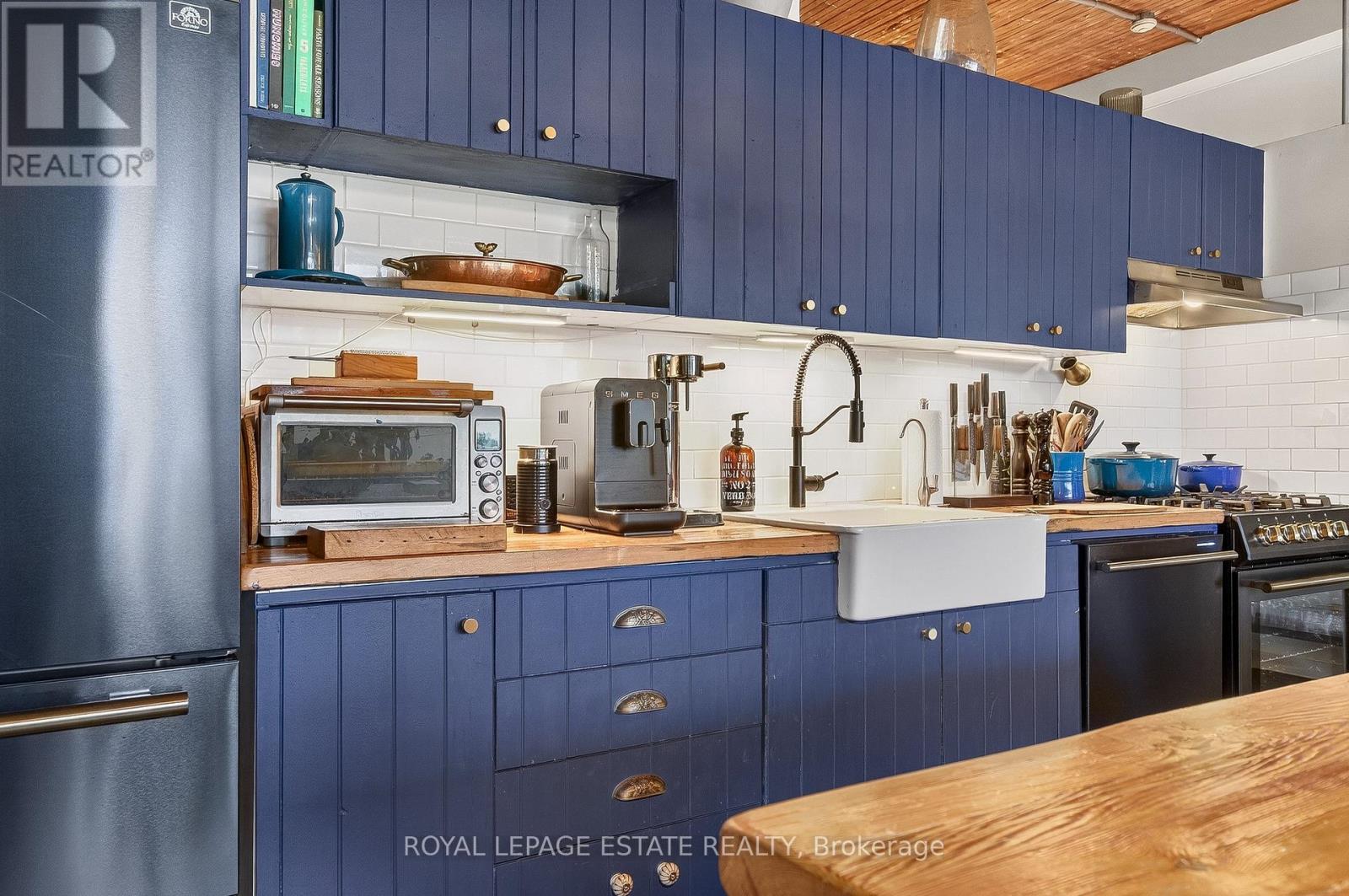 216 - 365 Dundas Street E, Toronto, Ontario  M5A 4R9 - Photo 15 - C12971970