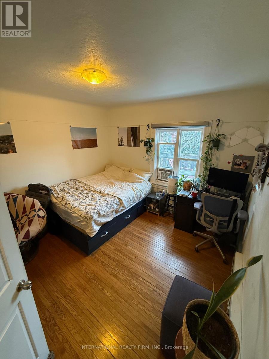 2 - 159 Montrose Avenue, Toronto, Ontario  M6J 2T6 - Photo 10 - C12972004