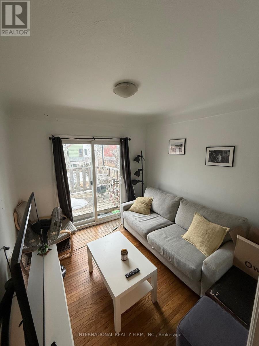 2 - 159 Montrose Avenue, Toronto, Ontario  M6J 2T6 - Photo 4 - C12972004