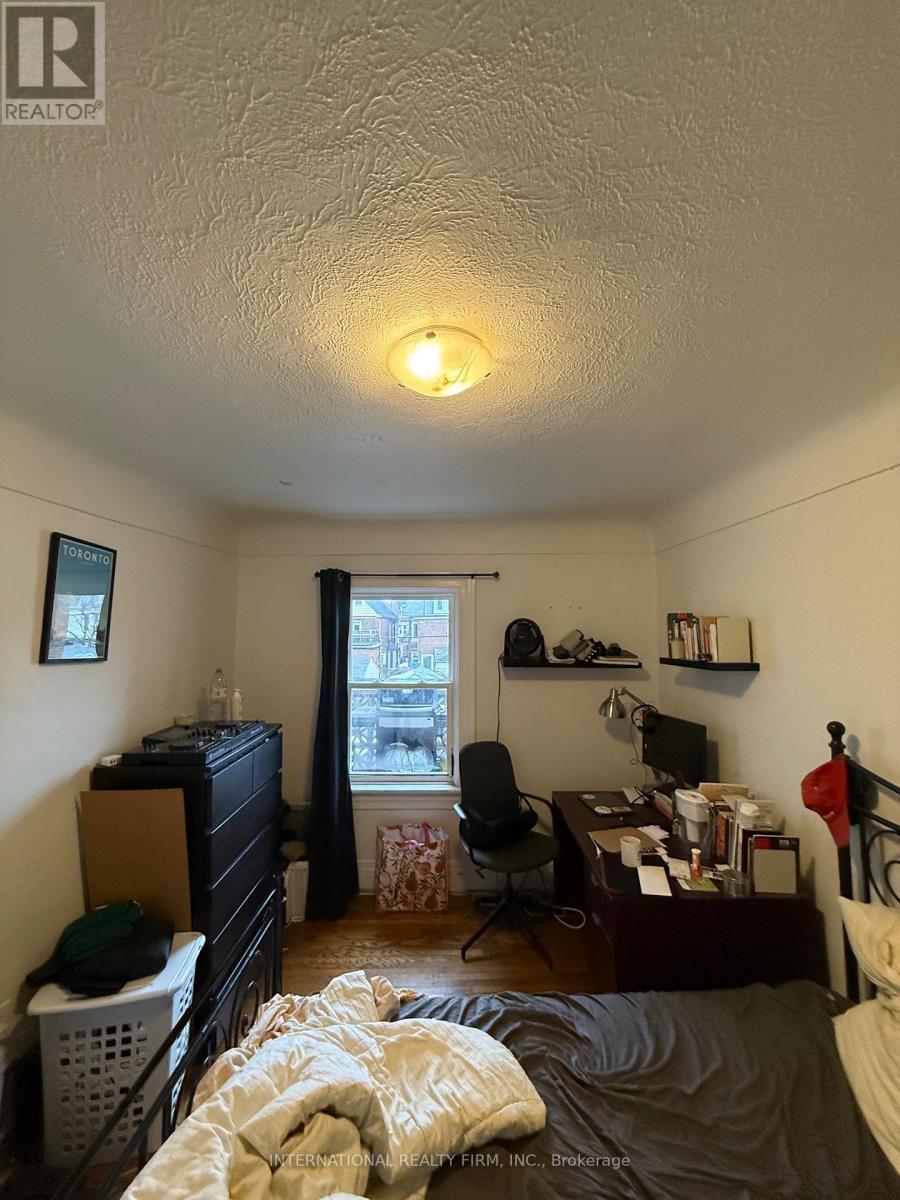 2 - 159 Montrose Avenue, Toronto, Ontario  M6J 2T6 - Photo 6 - C12972004