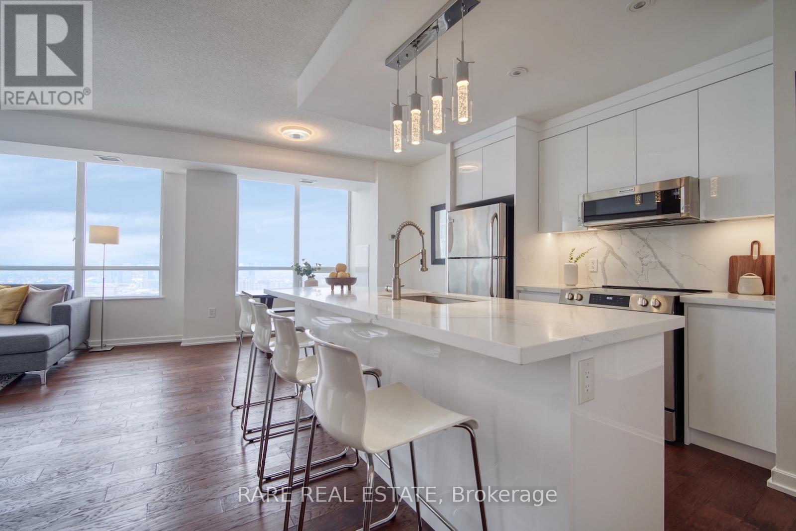 2006 - 70 FOREST MANOR ROAD, Toronto, Ontario