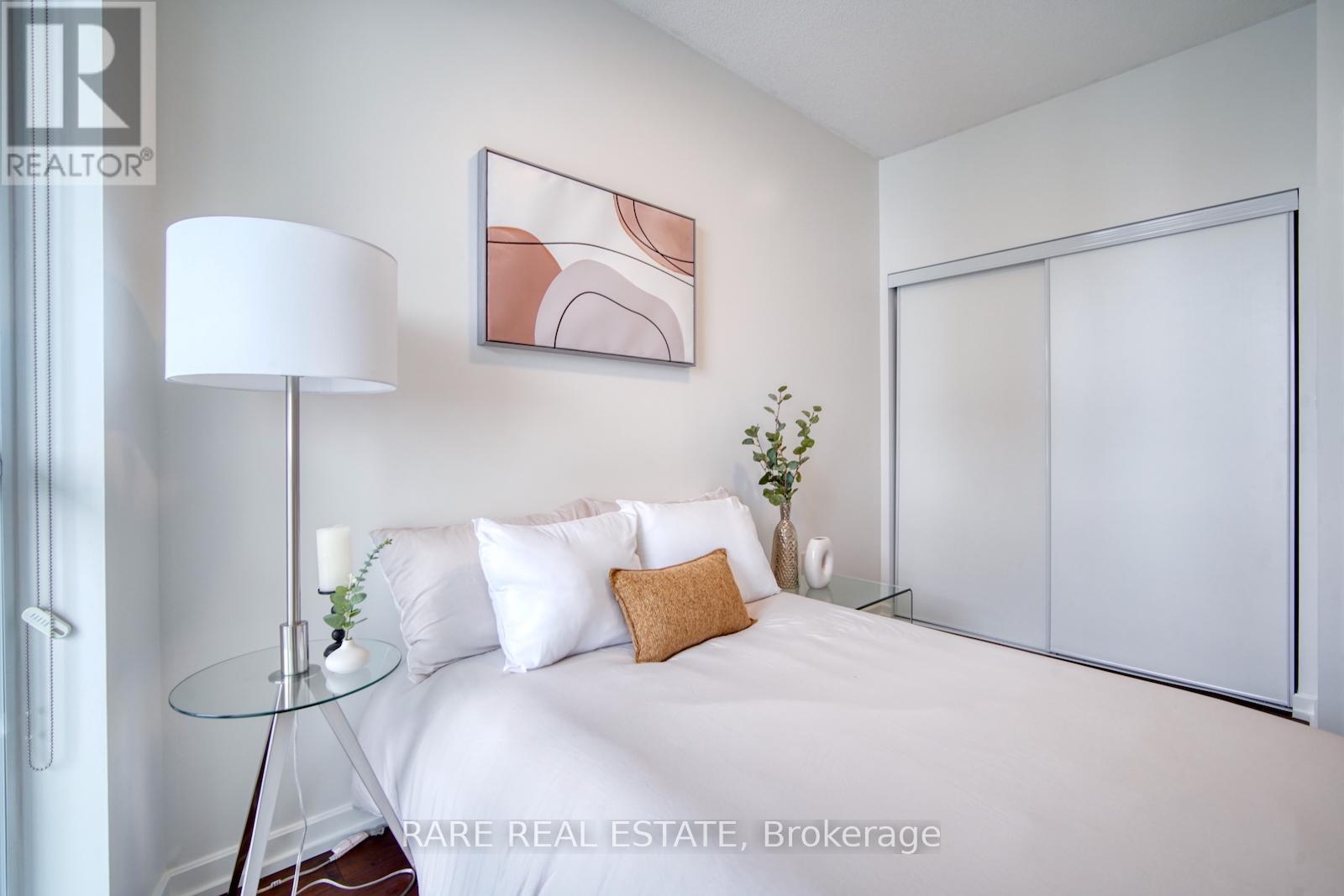 2006 - 70 Forest Manor Road, Toronto, Ontario  M2J 0A9 - Photo 18 - C12972016