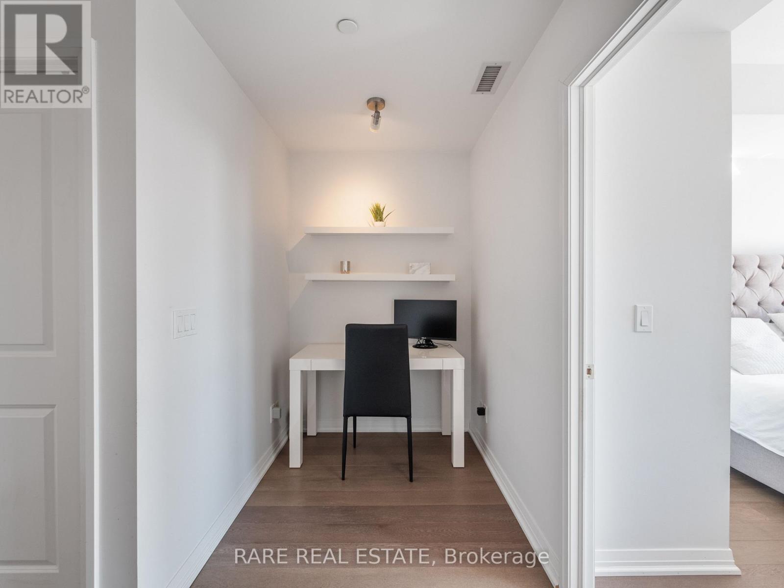 2007 - 8 Mercer Street, Toronto, Ontario  M5V 0C4 - Photo 8 - C12972038