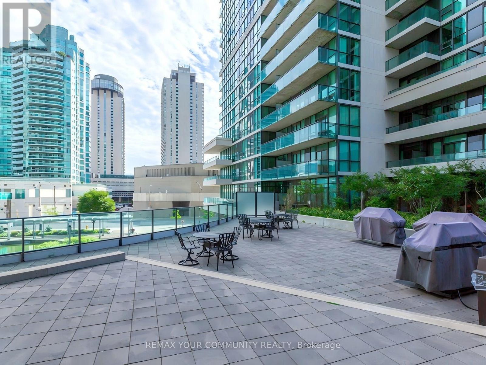 202 - 18 Harbour Street, Toronto, Ontario  M5J 2Z6 - Photo 31 - C12972044