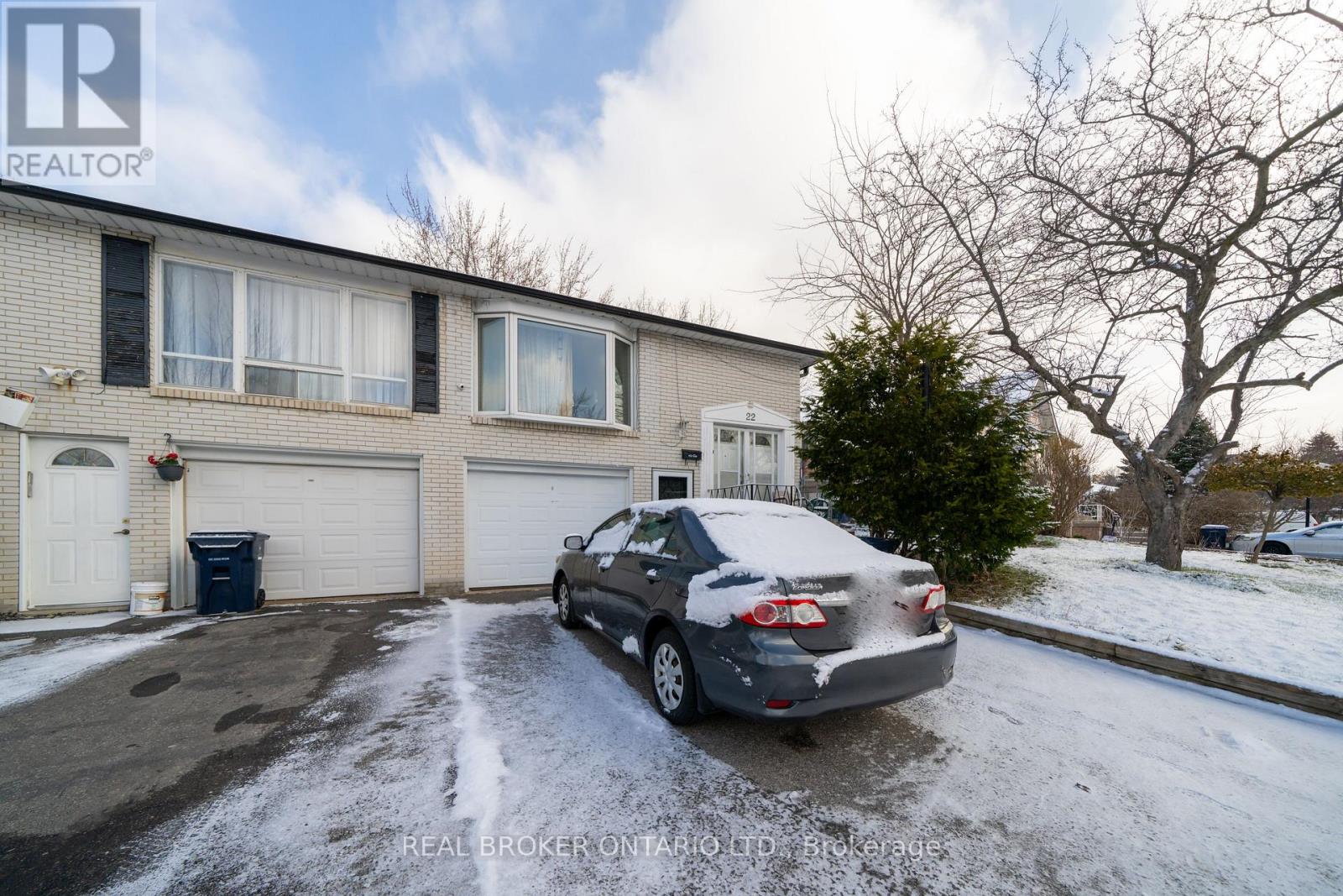 LOWER - 22 YUCATAN ROAD, Toronto, Ontario