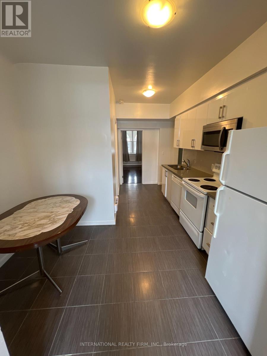 Unit 1 - 159 Montrose Avenue, Toronto, Ontario  M6J 2T6 - Photo 11 - C12972102