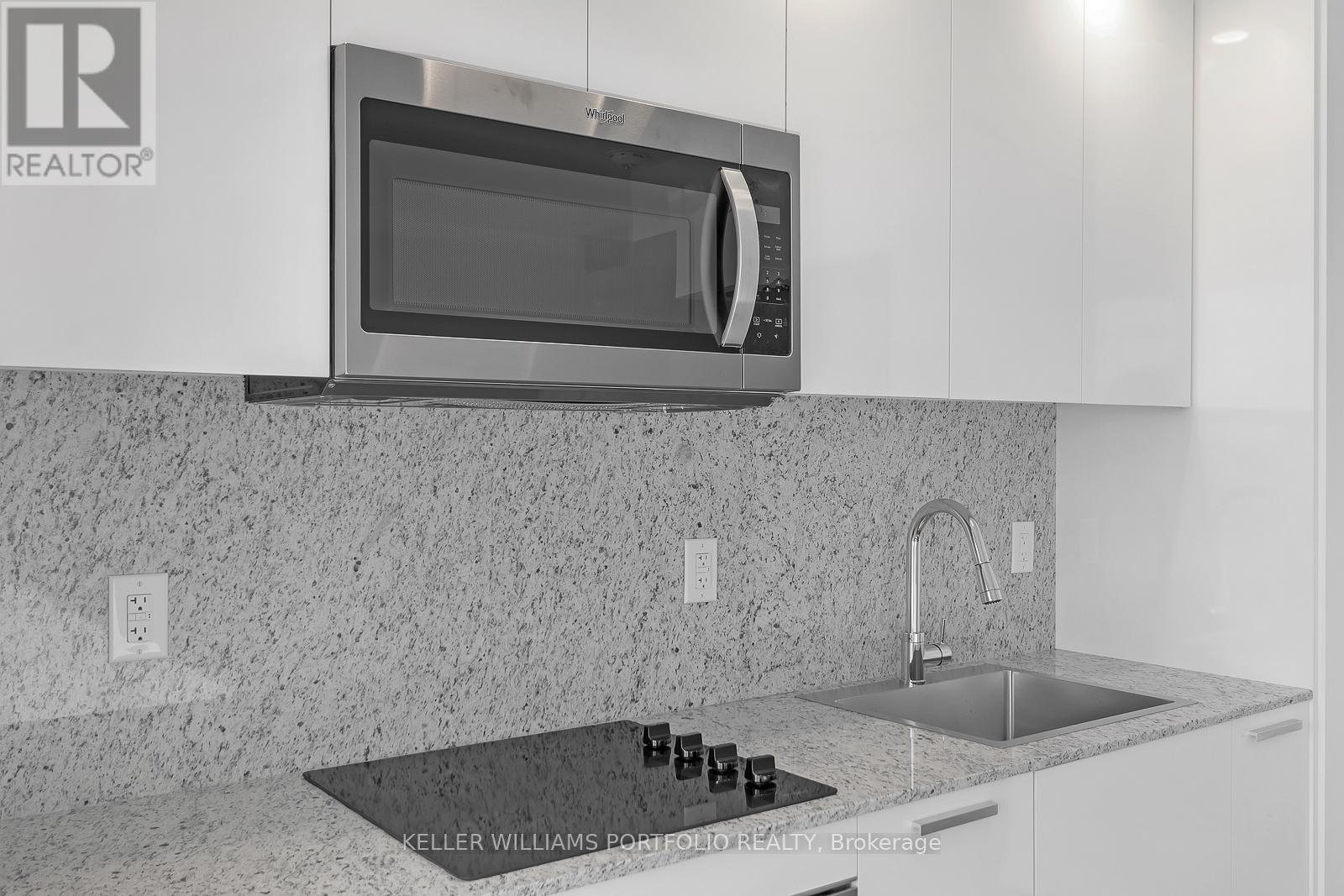 2805 - 75 Canterbury Place, Toronto, Ontario  M2N 0L2 - Photo 11 - C12972112