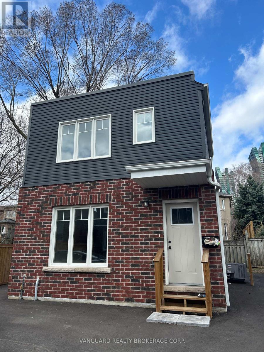 D - 12 FRANKLIN AVENUE, Toronto, Ontario