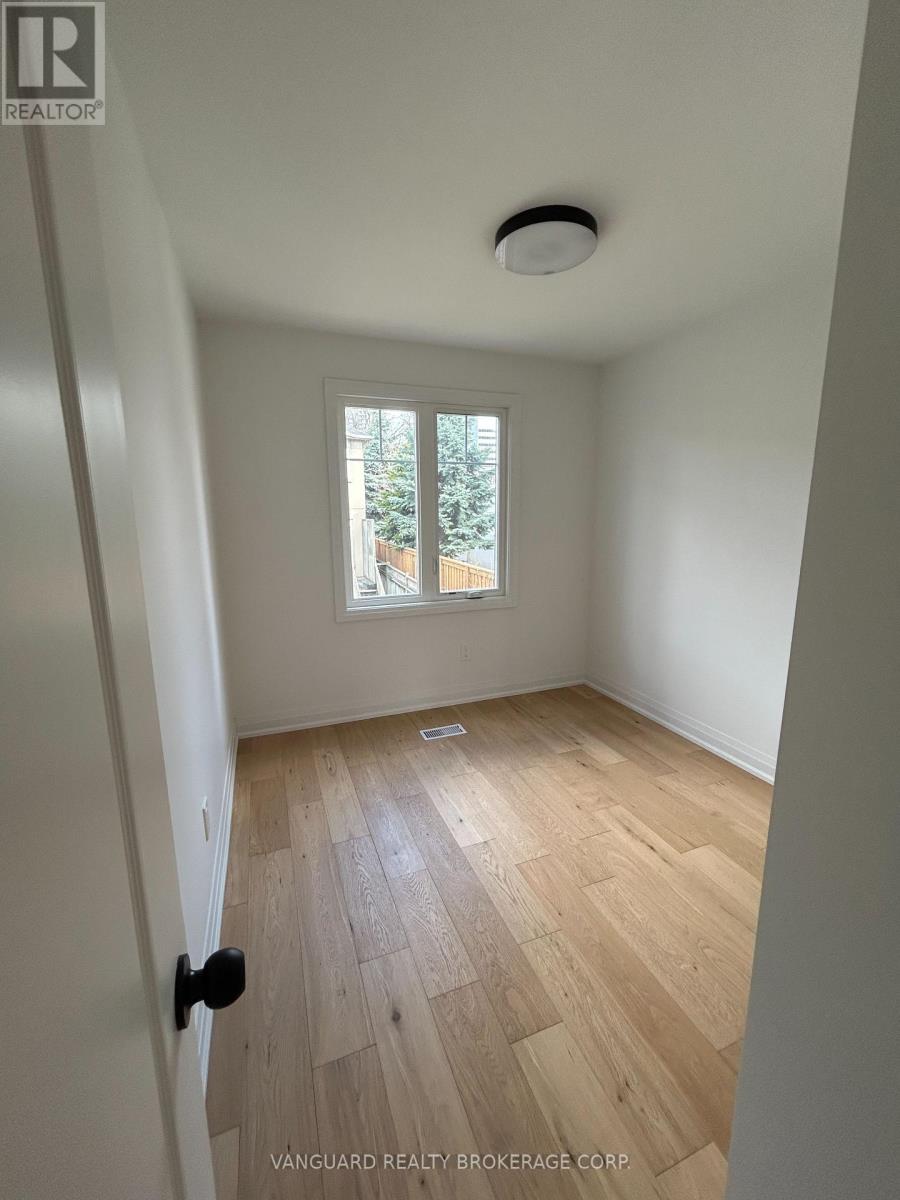 D - 12 Franklin Avenue, Toronto, Ontario  M2N 1B6 - Photo 8 - C12972120