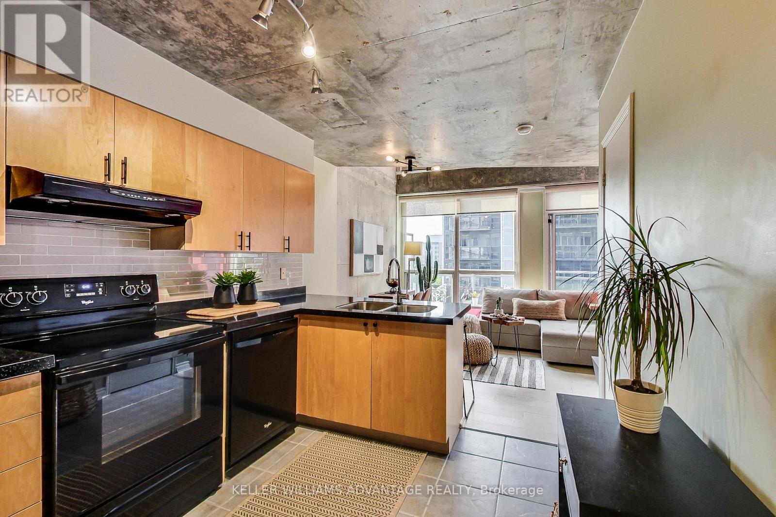 810 - 1029 King Street W, Toronto, Ontario  M6K 3M9 - Photo 16 - C12972122