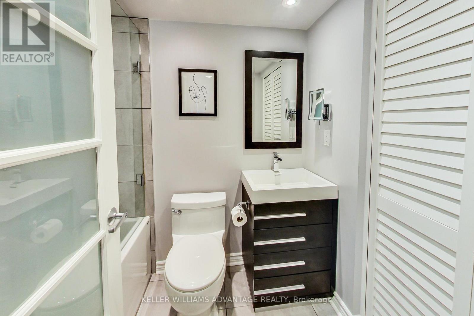 810 - 1029 King Street W, Toronto, Ontario  M6K 3M9 - Photo 26 - C12972122