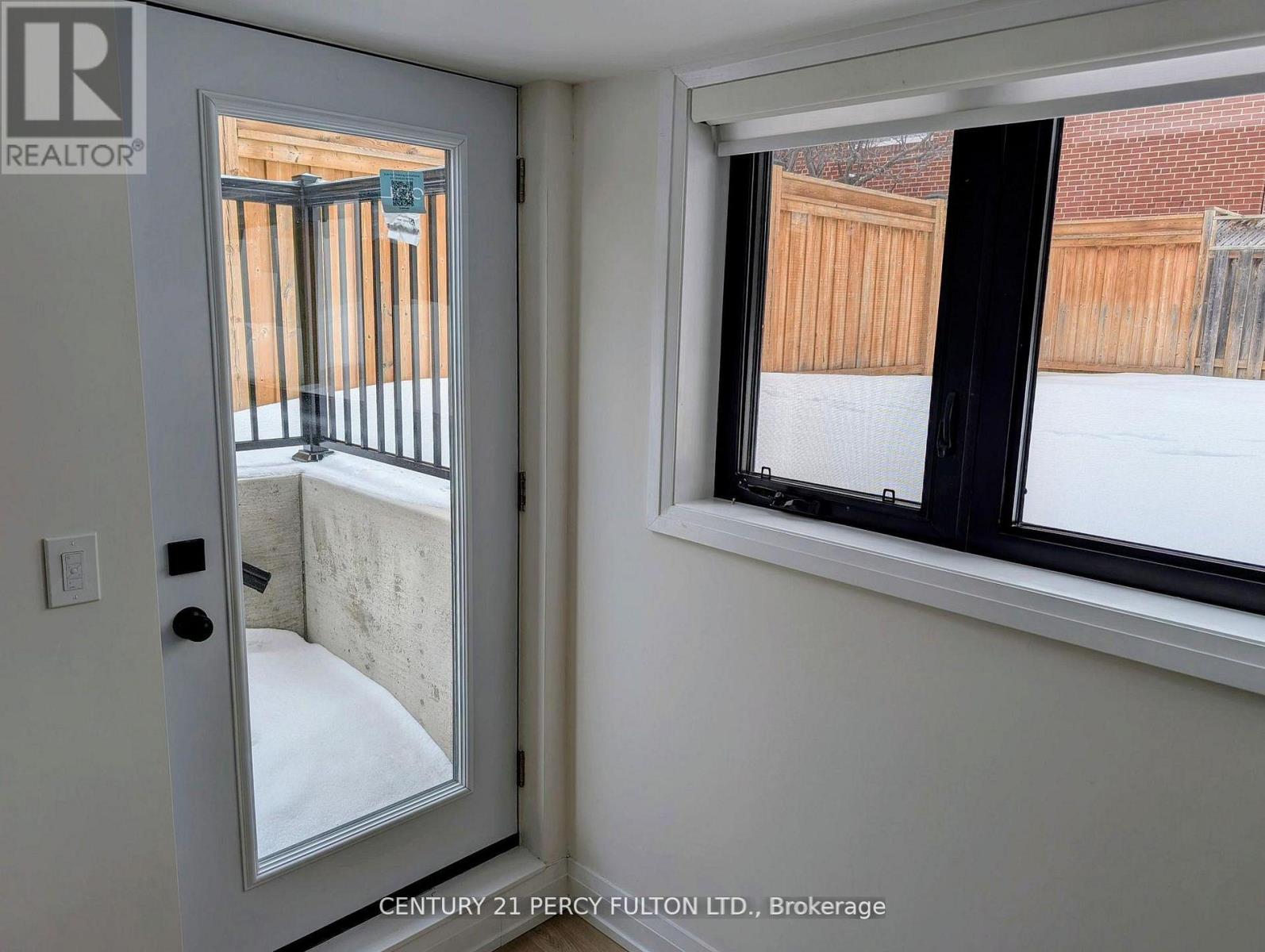 171 Sloane Avenue, Toronto, Ontario  M4A 2C2 - Photo 4 - C12972144