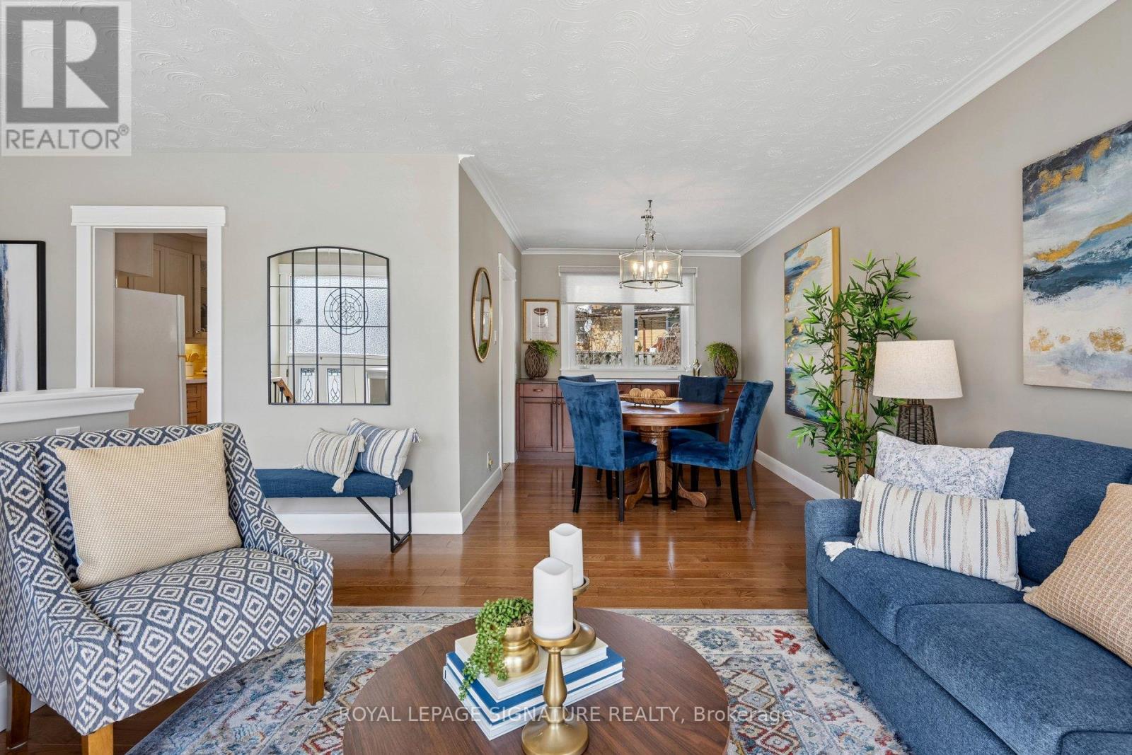 90 Woodgarden Crescent, Toronto, Ontario  M1E 3K2 - Photo 3 - E12971936