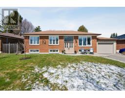 90 WOODGARDEN CRESCENT, Toronto, Ontario