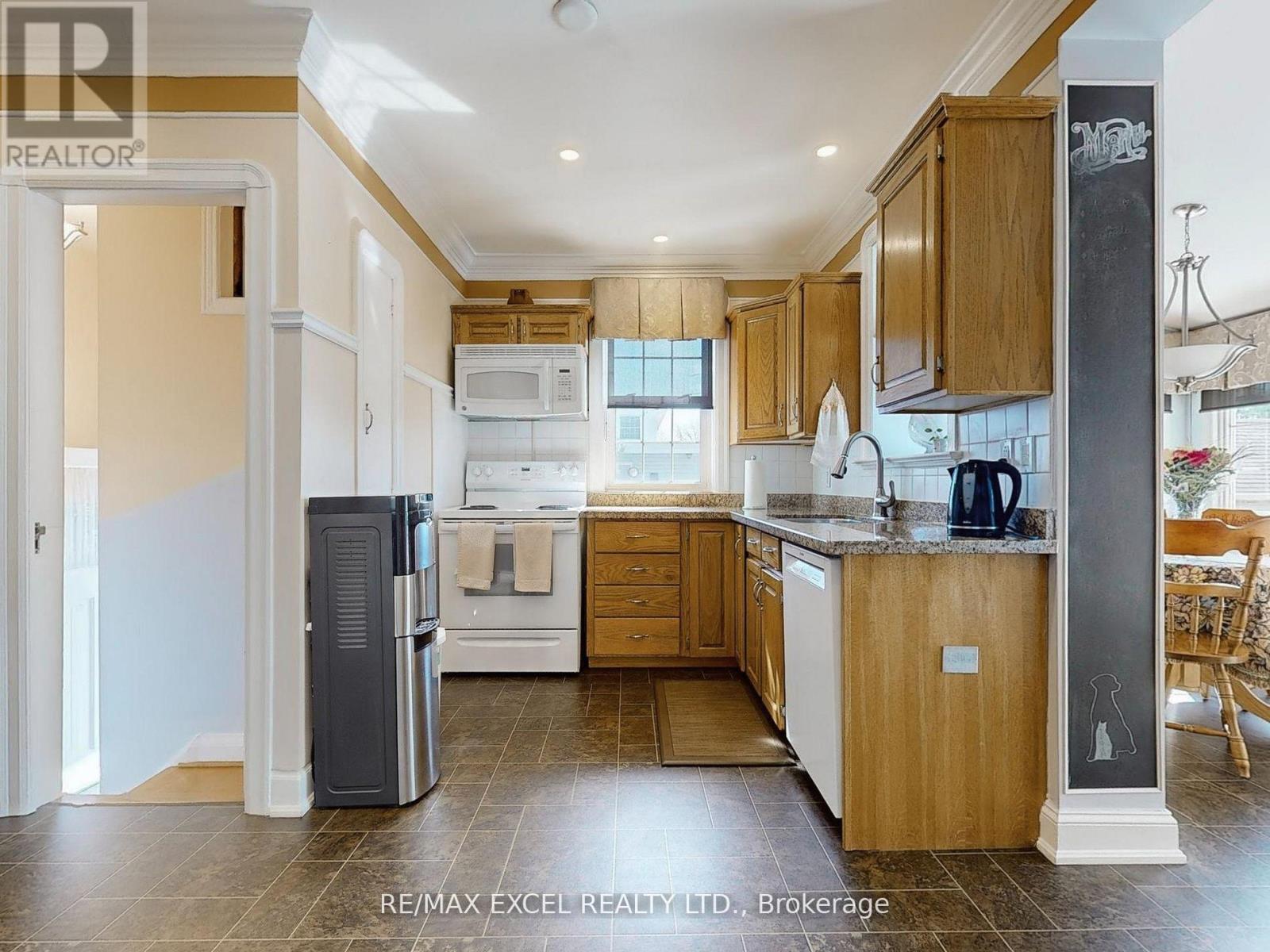 341 Richmond Street E, Oshawa, Ontario  L1G 1E8 - Photo 11 - E12972052