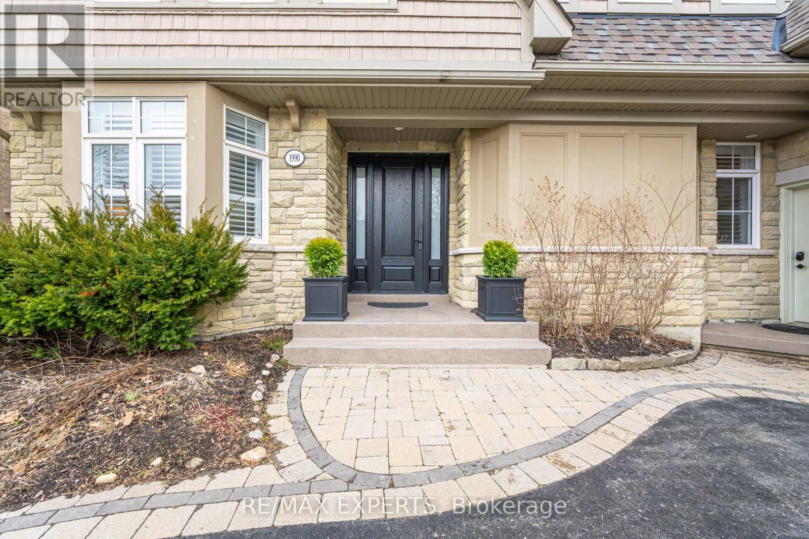 1990 Solar Place, Oshawa, Ontario  L1L 0A3 - Photo 3 - E12972068