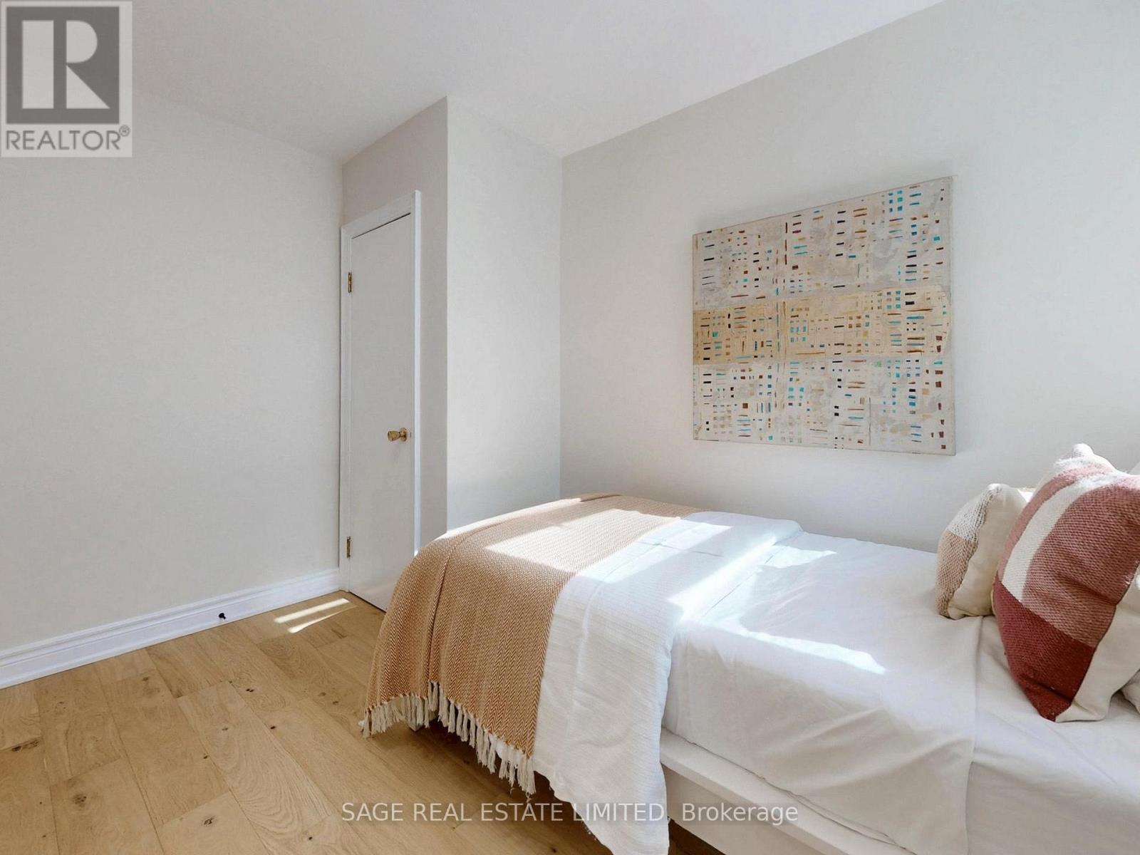 8 Lombardy Crescent, Toronto, Ontario  M1K 4N8 - Photo 21 - E12972072