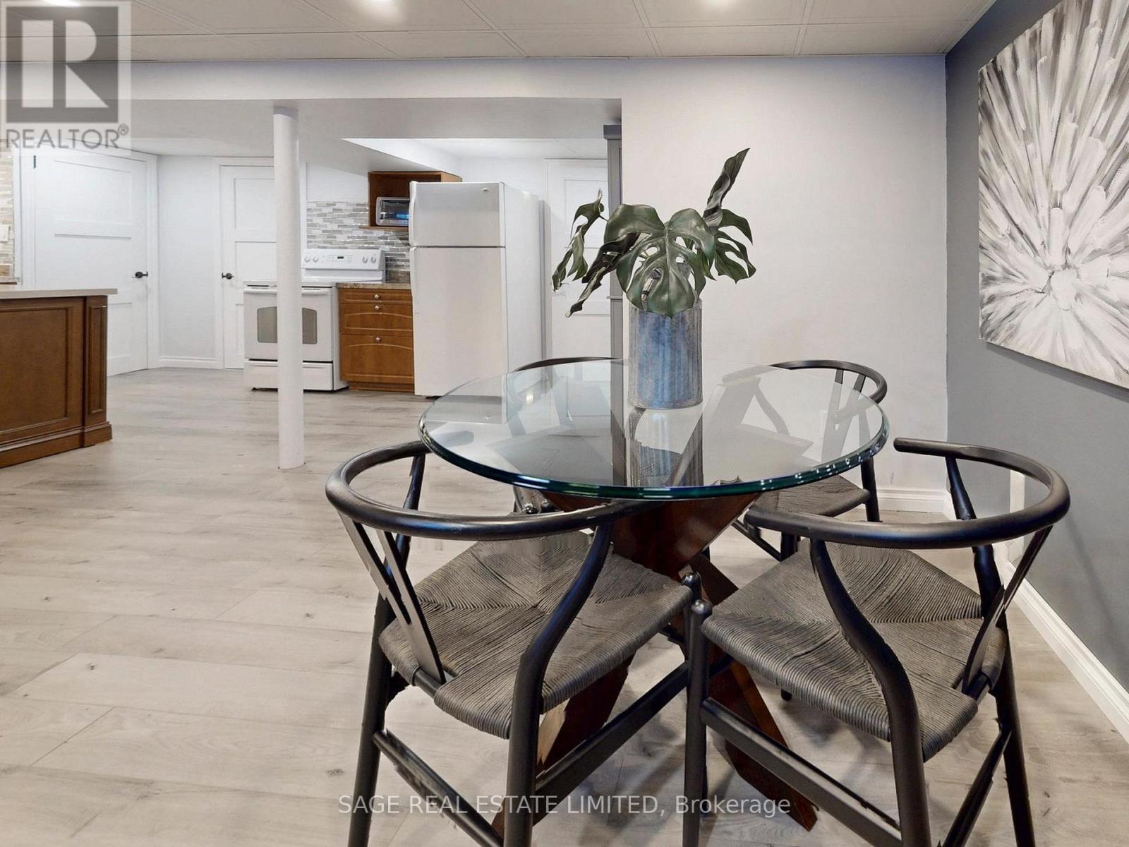 8 Lombardy Crescent, Toronto, Ontario  M1K 4N8 - Photo 32 - E12972072