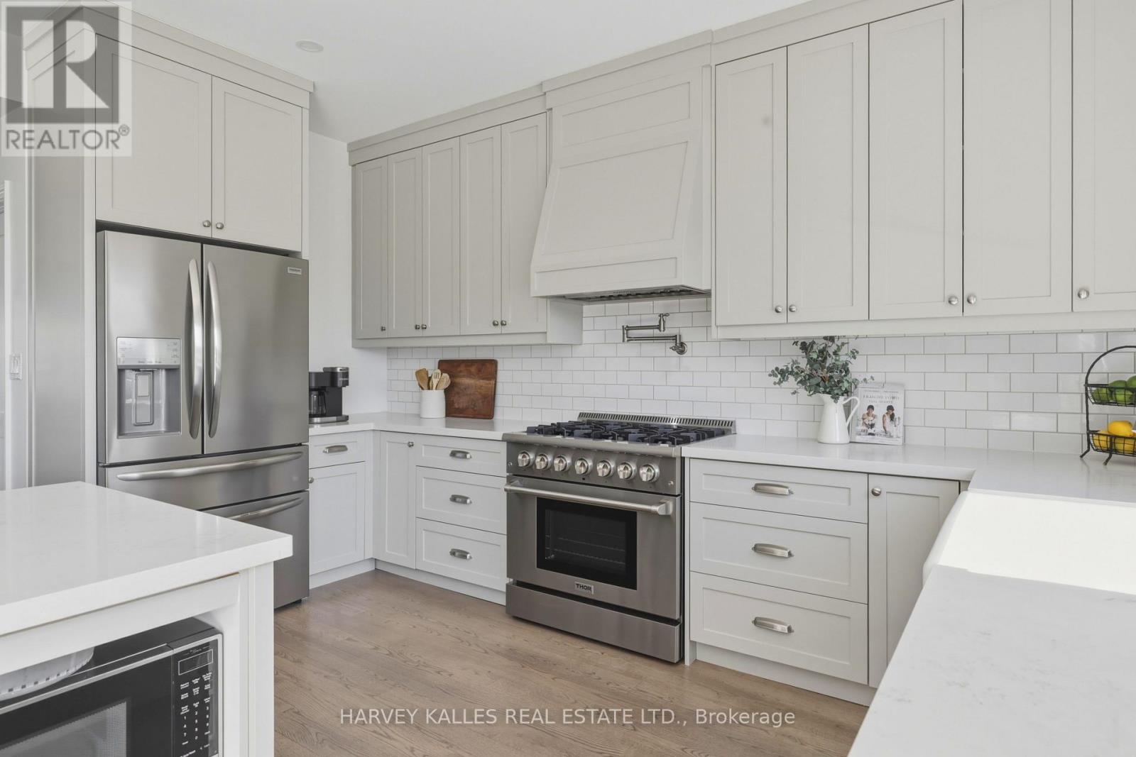 31 Ferris Road, Toronto, Ontario  M4B 1G2 - Photo 14 - E12972132