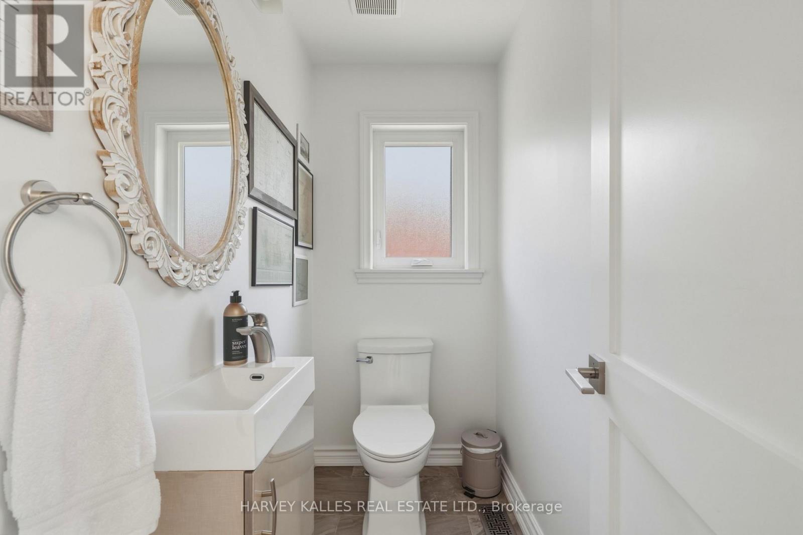 31 Ferris Road, Toronto, Ontario  M4B 1G2 - Photo 22 - E12972132