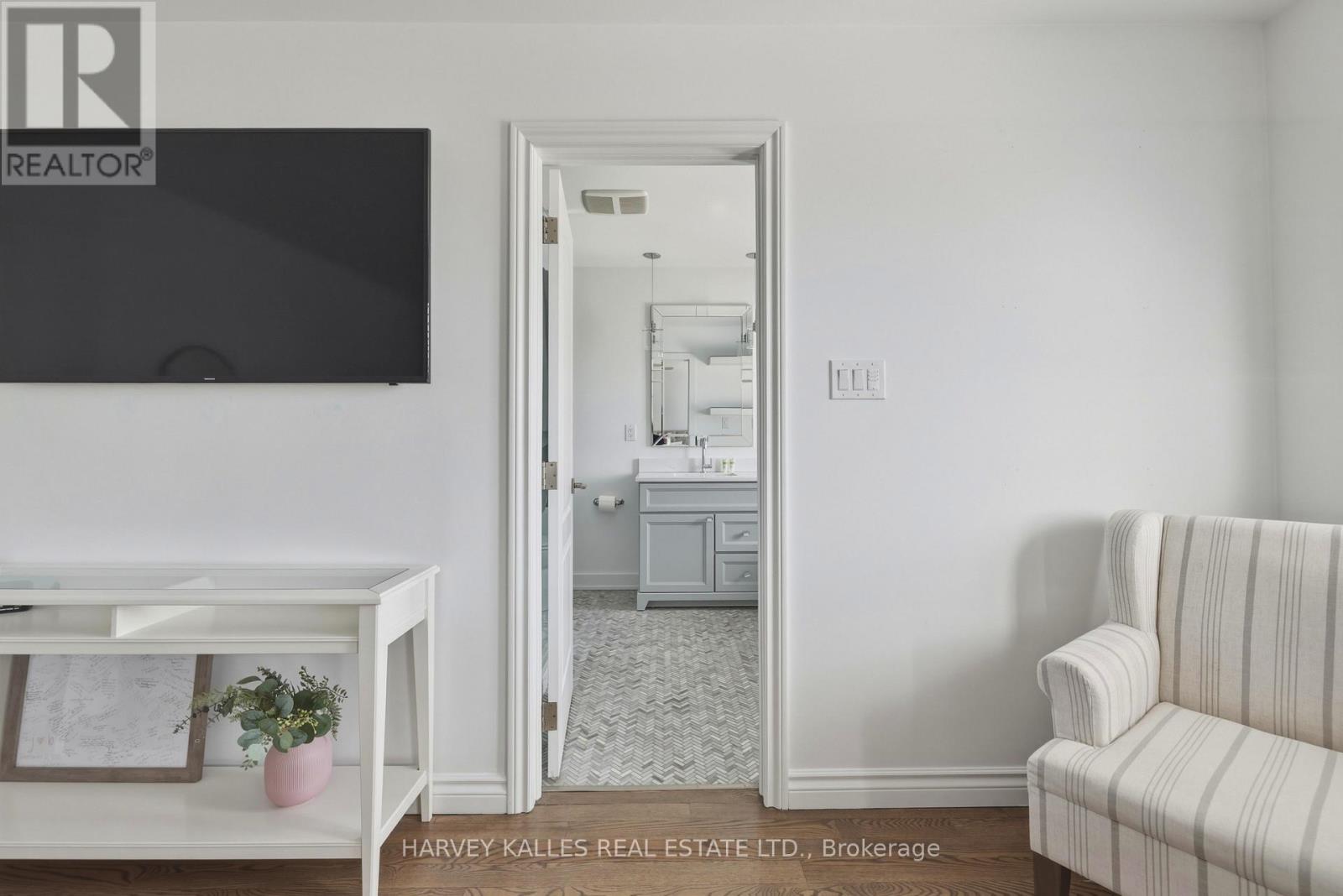 31 Ferris Road, Toronto, Ontario  M4B 1G2 - Photo 26 - E12972132